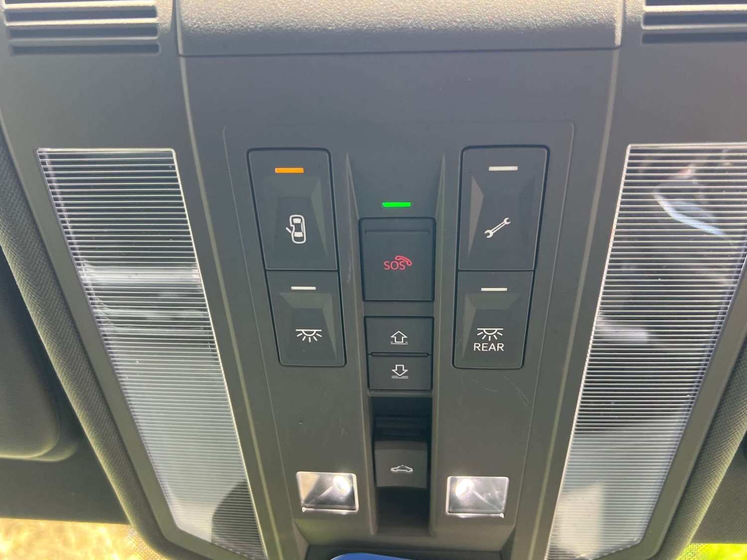 Used Volkswagen Touareg 2022 for sale - 76776986: Photo 64