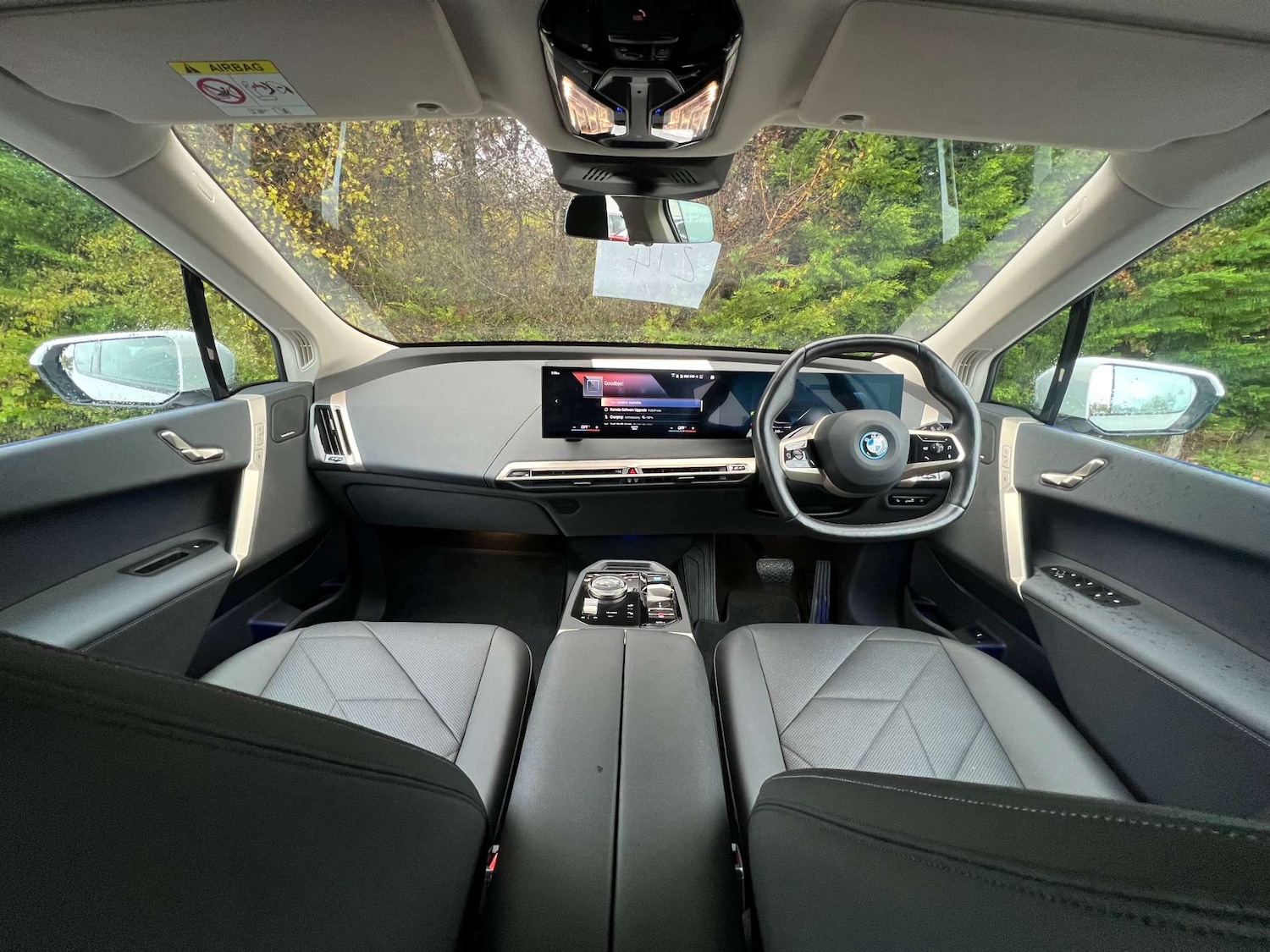 Used BMW iX 2023 for sale - 76776841: Photo 2