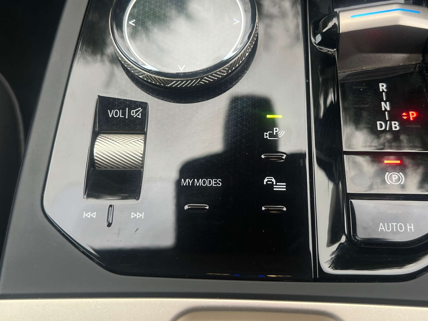 Used BMW iX 2023 for sale - 76776841: Photo 40