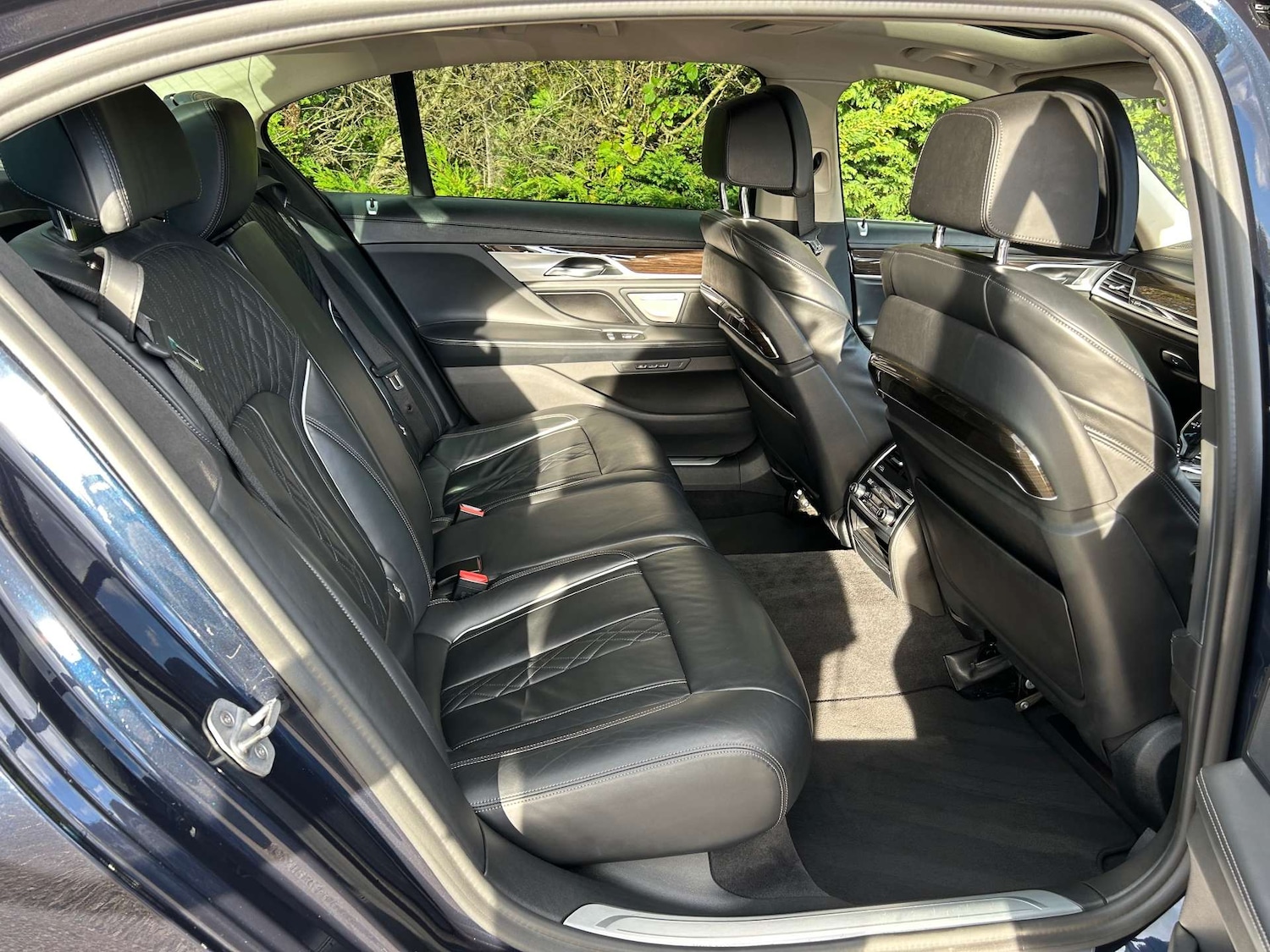 Used BMW 7 Series 2018 for sale - 76776962: Photo 26