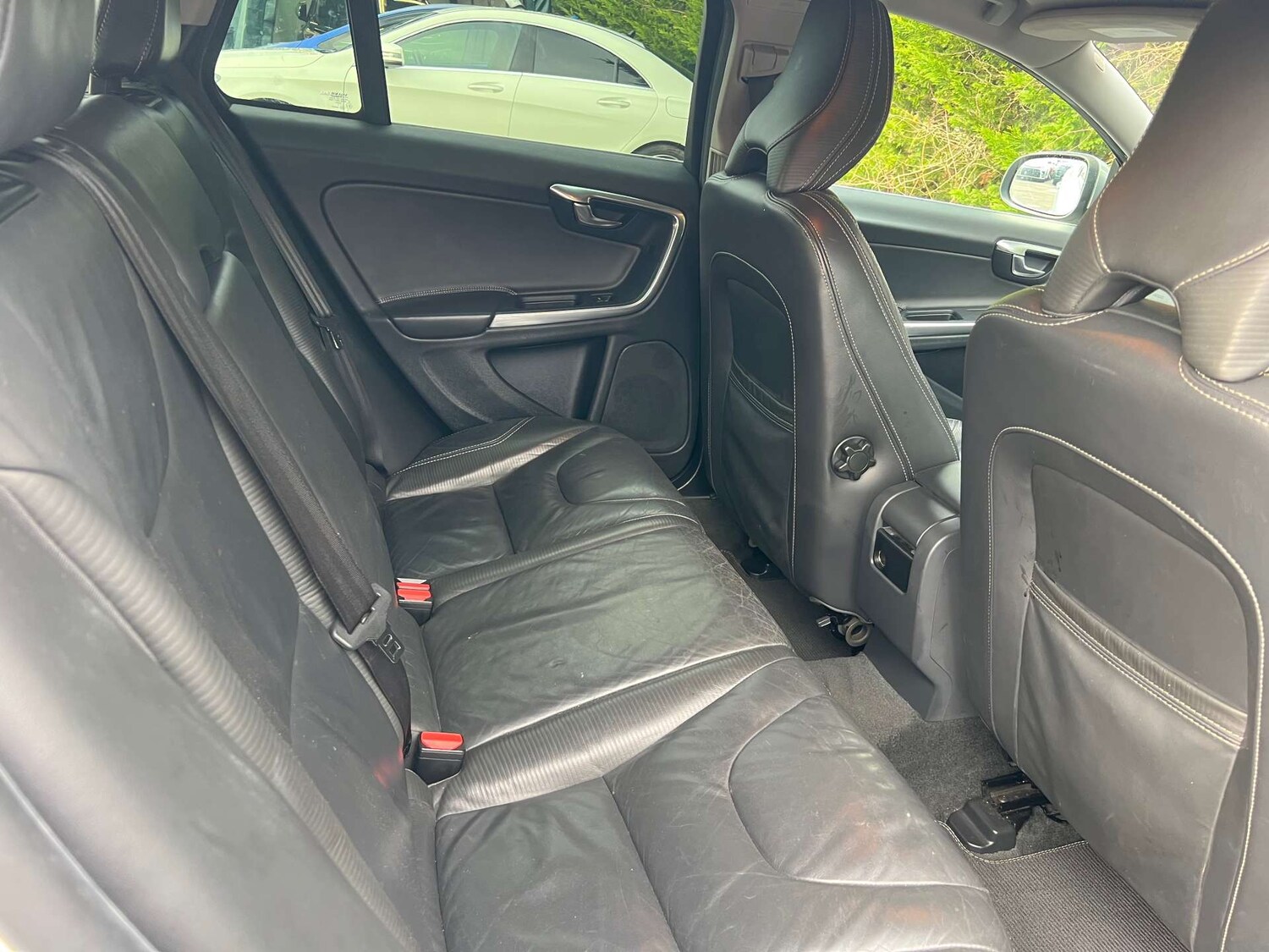 Used Volvo V60 2012 for sale - 77762328: Photo 18