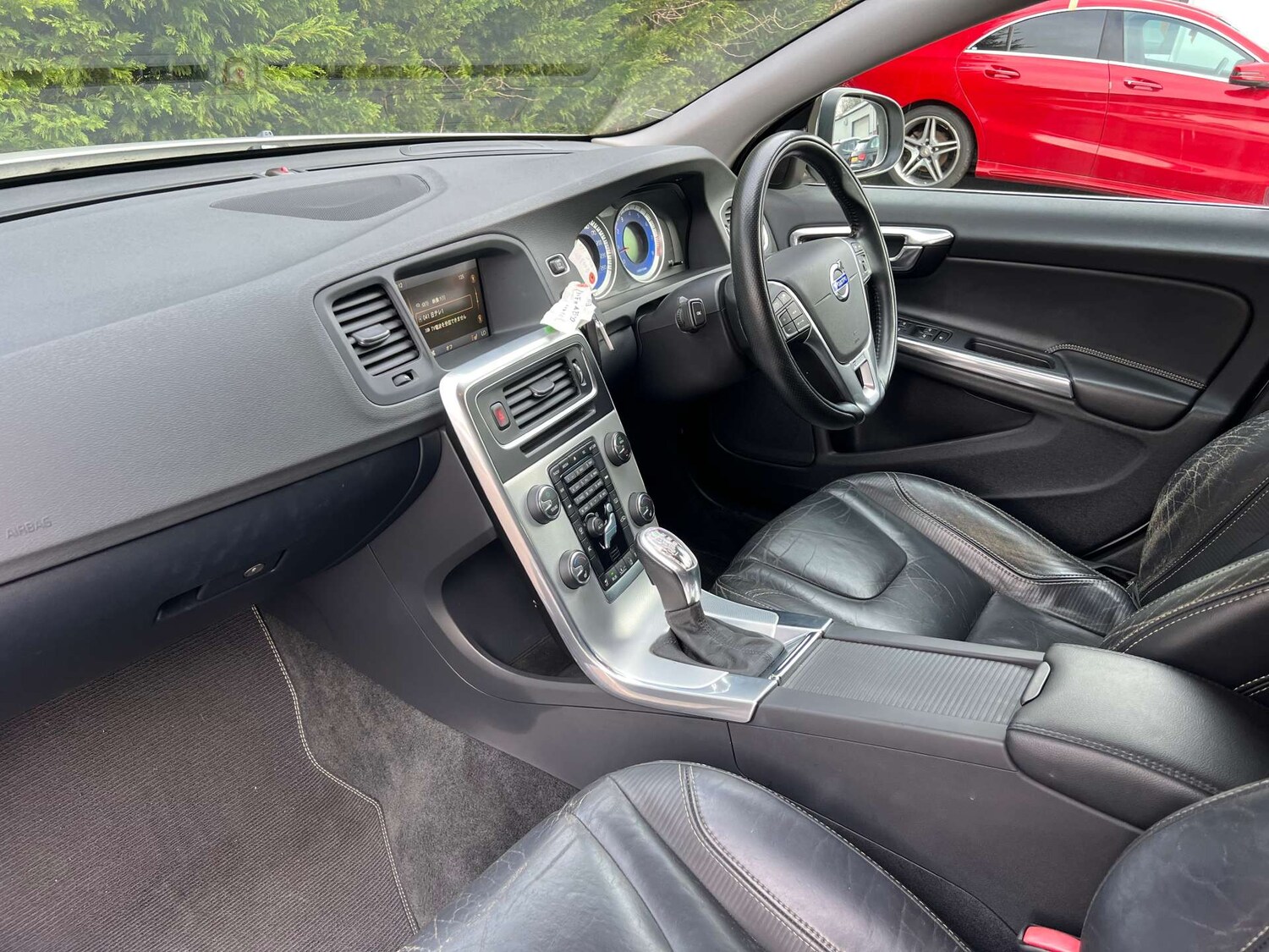 Used Volvo V60 2012 for sale - 77762328: Photo 21