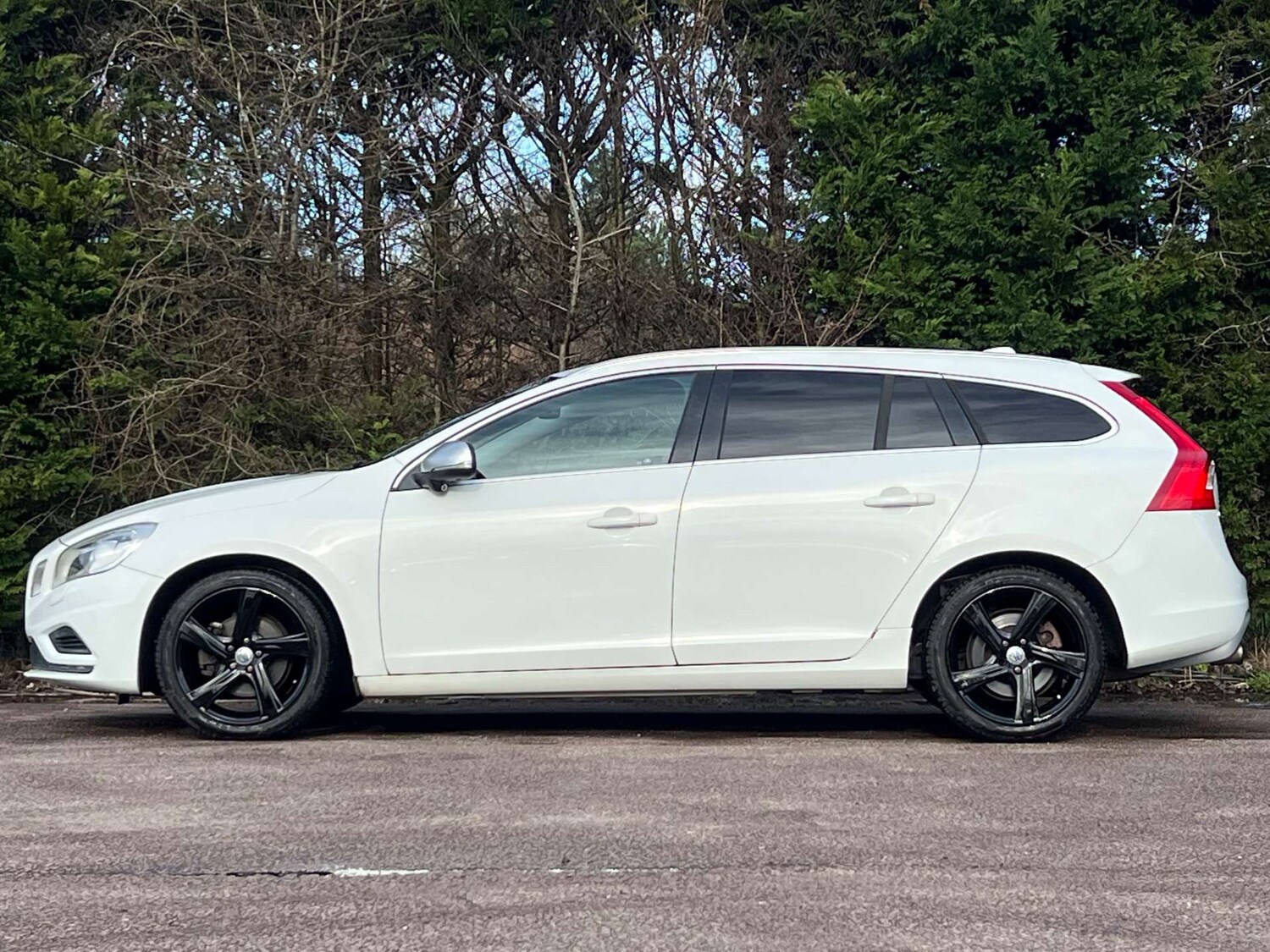 Used Volvo V60 2012 for sale - 77762328: Photo 7