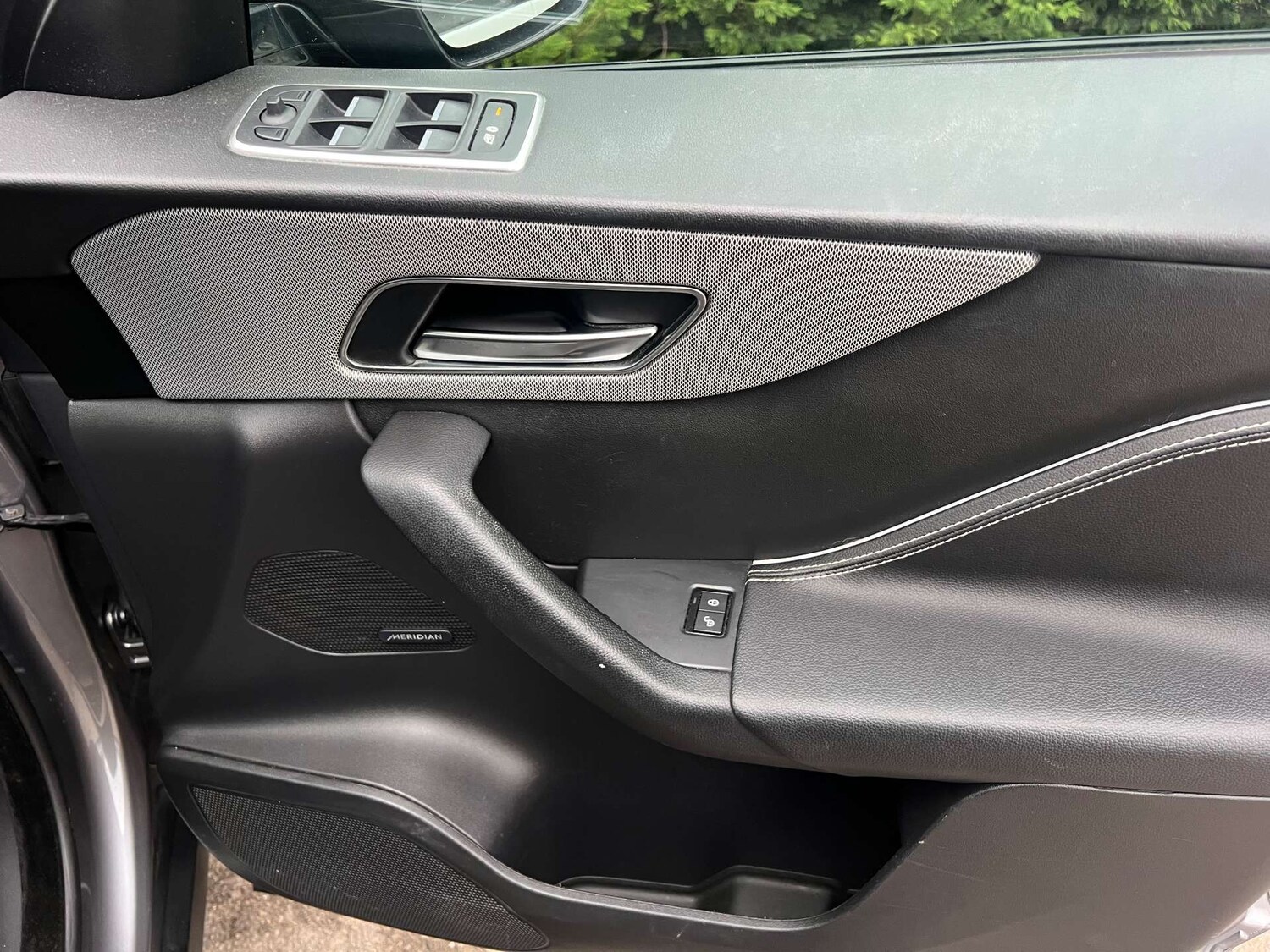 Used Jaguar F-Pace 2020 for sale - 77688305: Photo 15