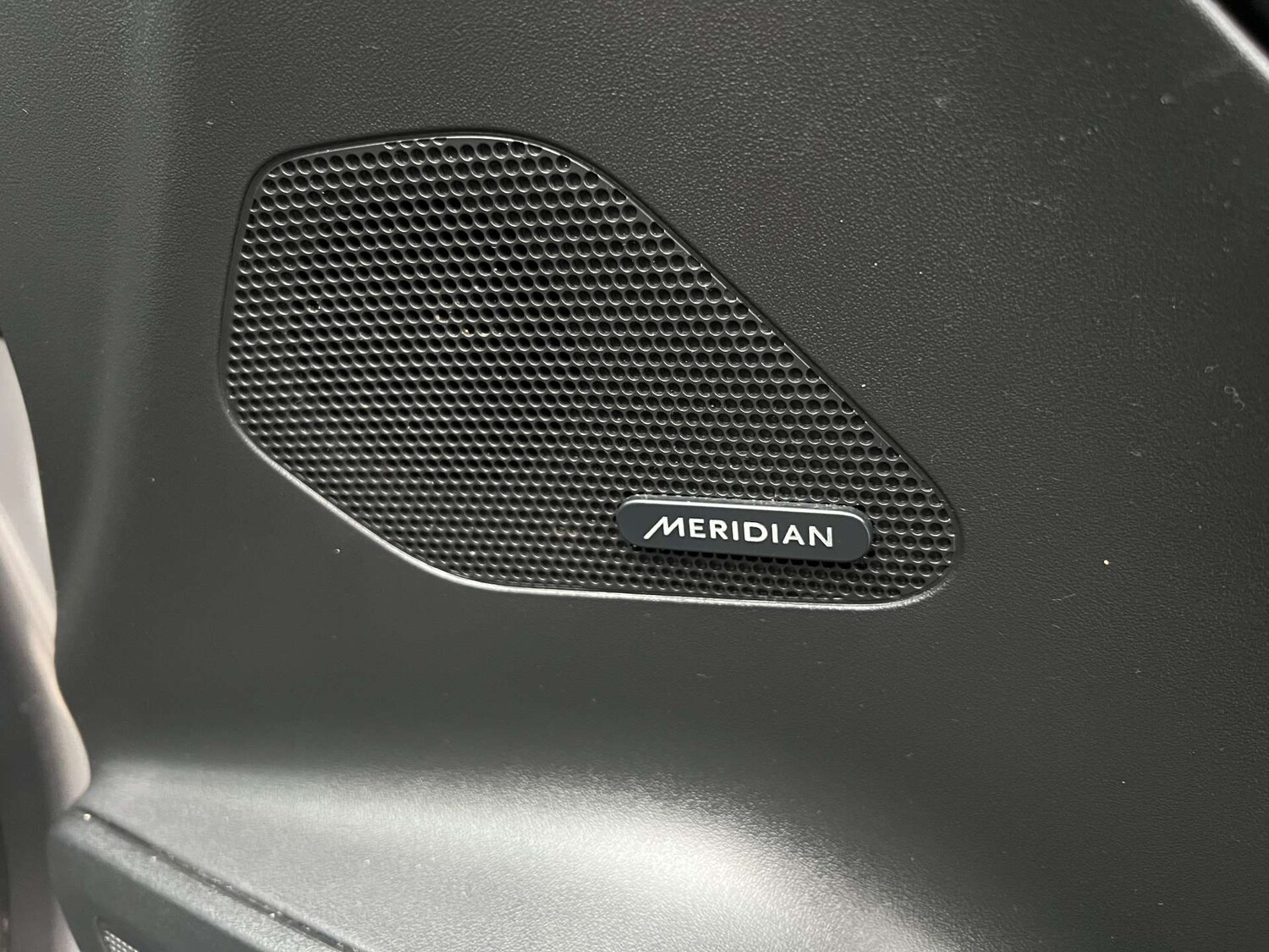 Used Jaguar F-Pace 2020 for sale - 77688305: Photo 17