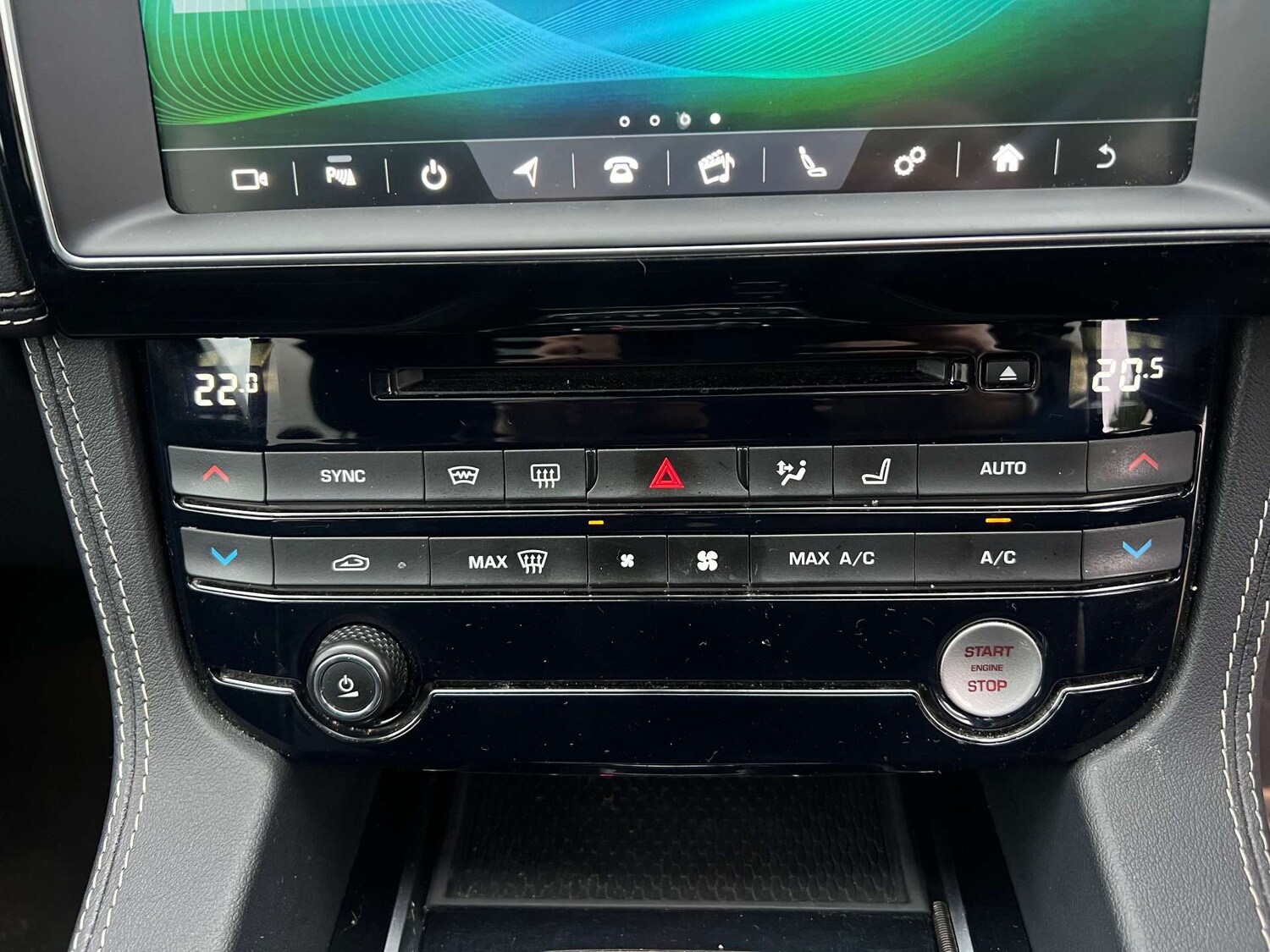 Used Jaguar F-Pace 2020 for sale - 77688305: Photo 35