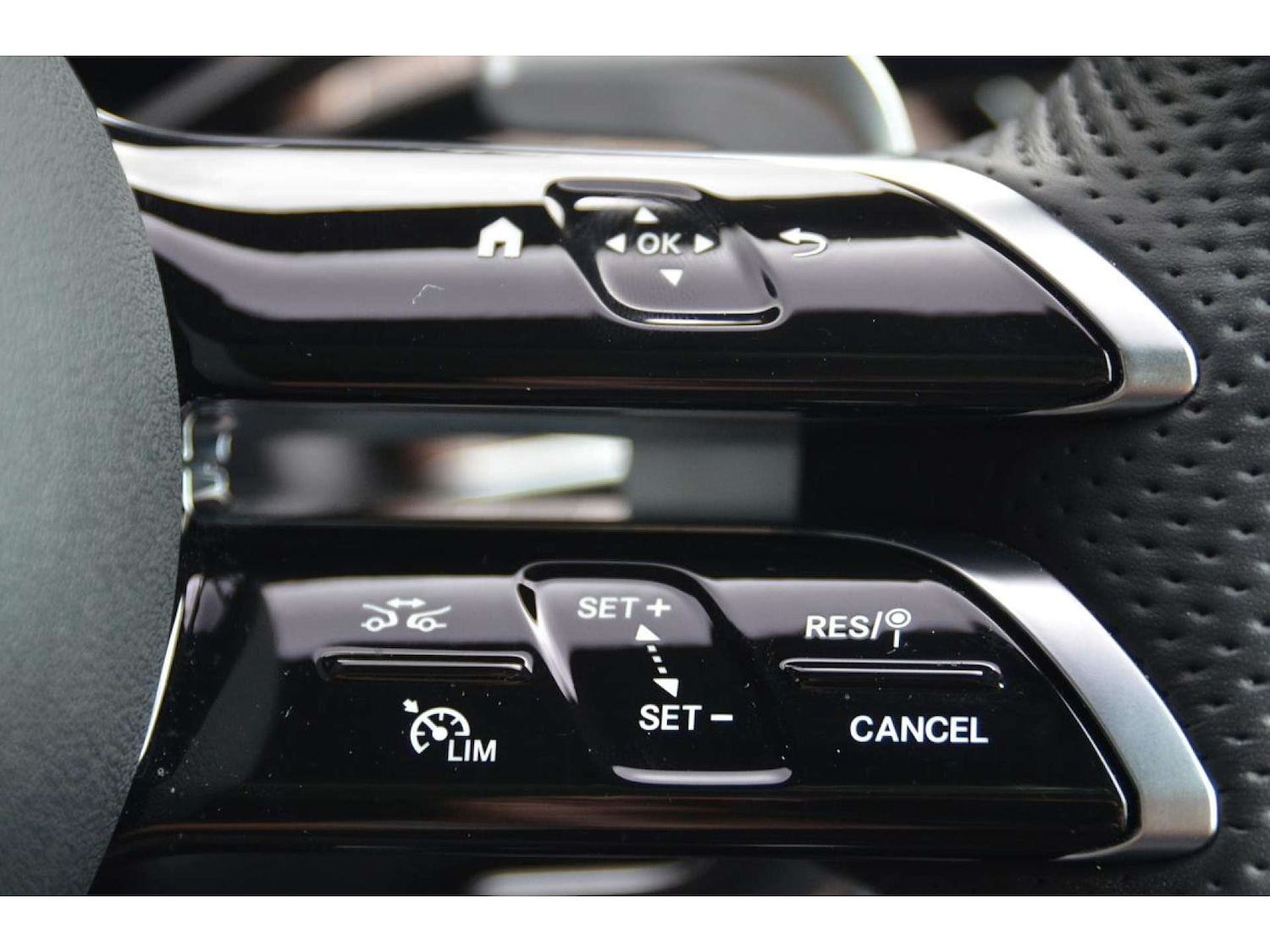 Used Mercedes-Benz EQA 2023 for sale - 76776905: Photo 32