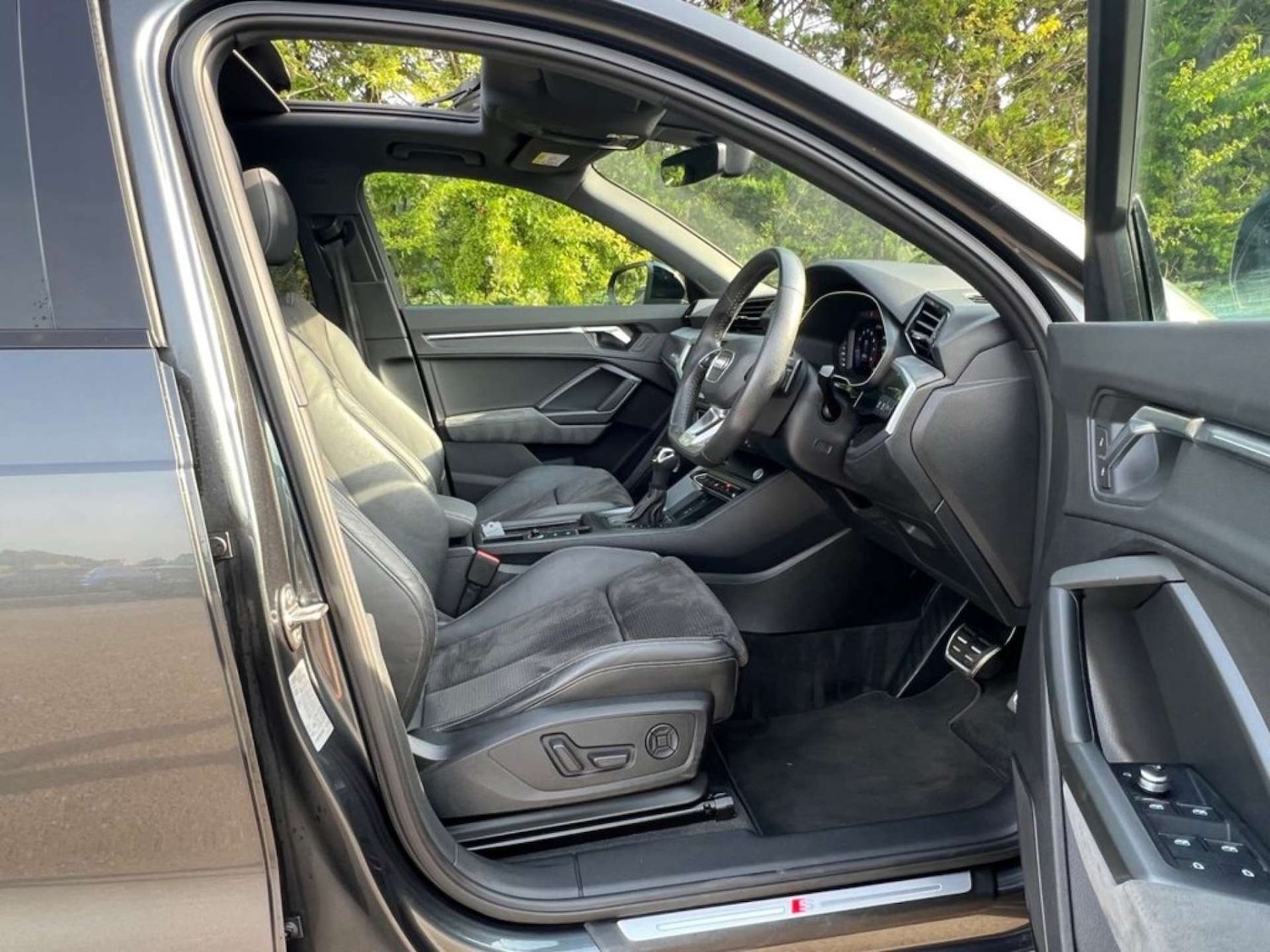 Used Audi Q3 2019 for sale - 76776934: Photo 17