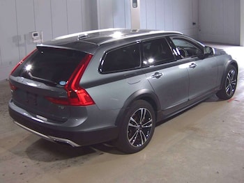 Used Volvo V90 2017 for sale - 79445353: Photo