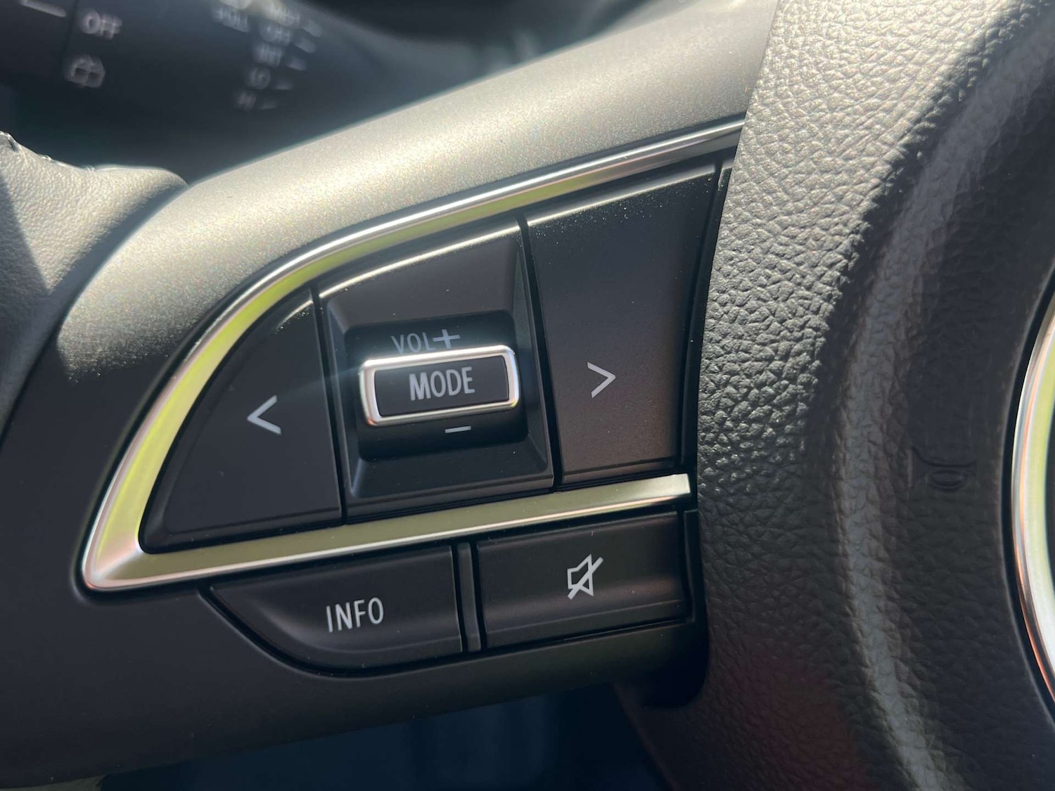 Used Suzuki Jimny 2024 for sale - 76905233: Photo 29