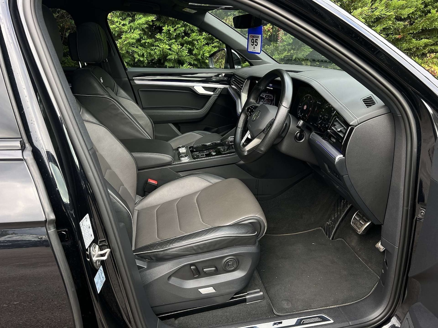 Used Volkswagen Touareg 2022 for sale - 76776898: Photo 21