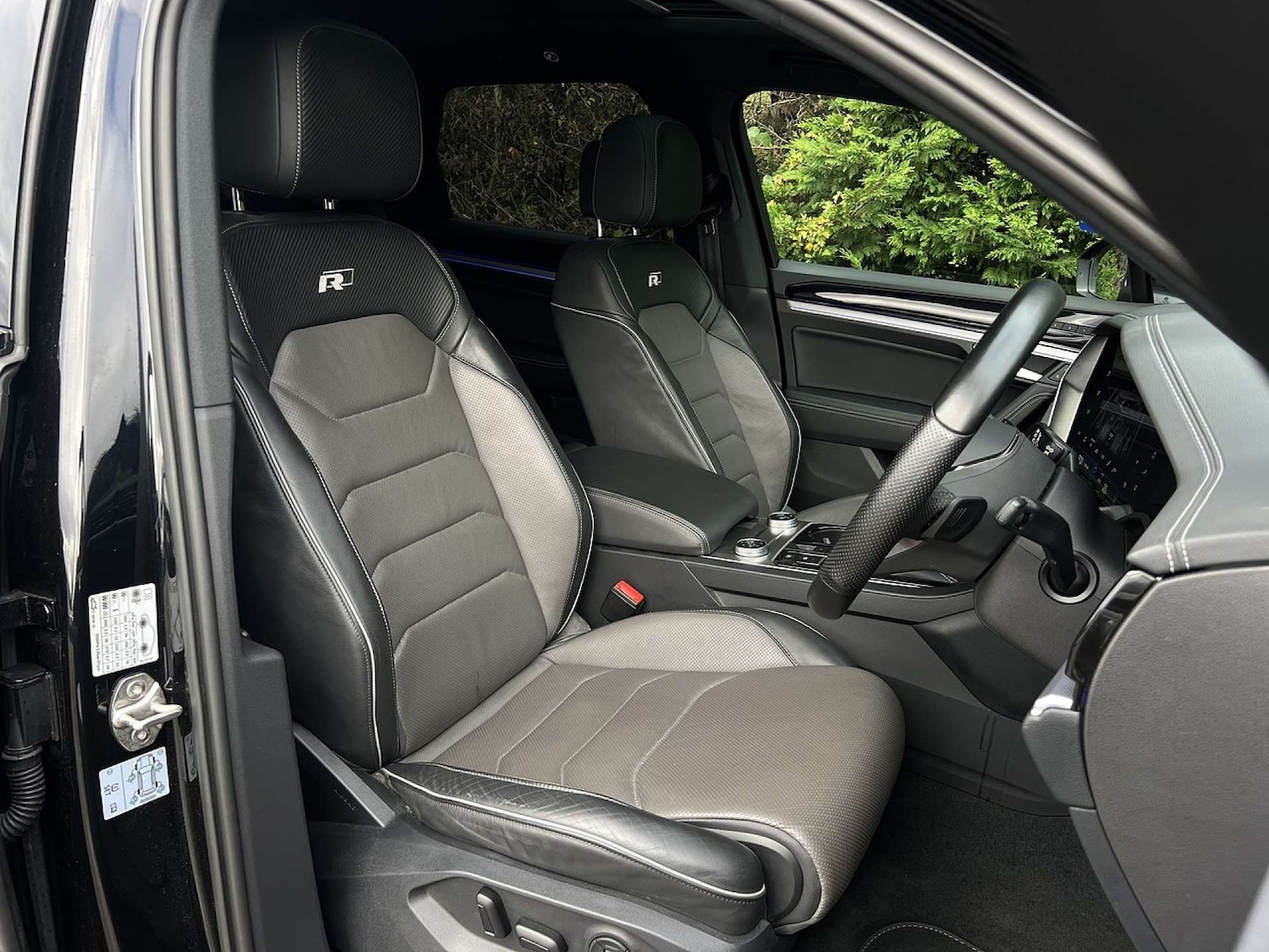 Used Volkswagen Touareg 2022 for sale - 76776898: Photo 22