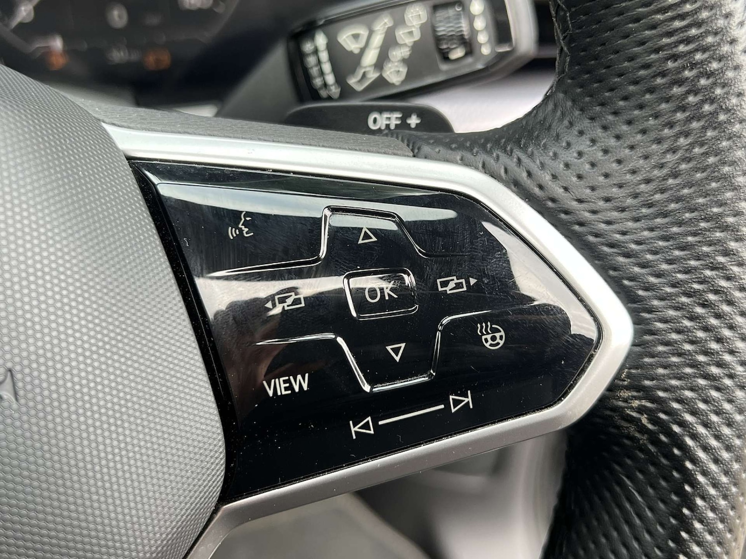 Used Volkswagen Touareg 2022 for sale - 76776898: Photo 32