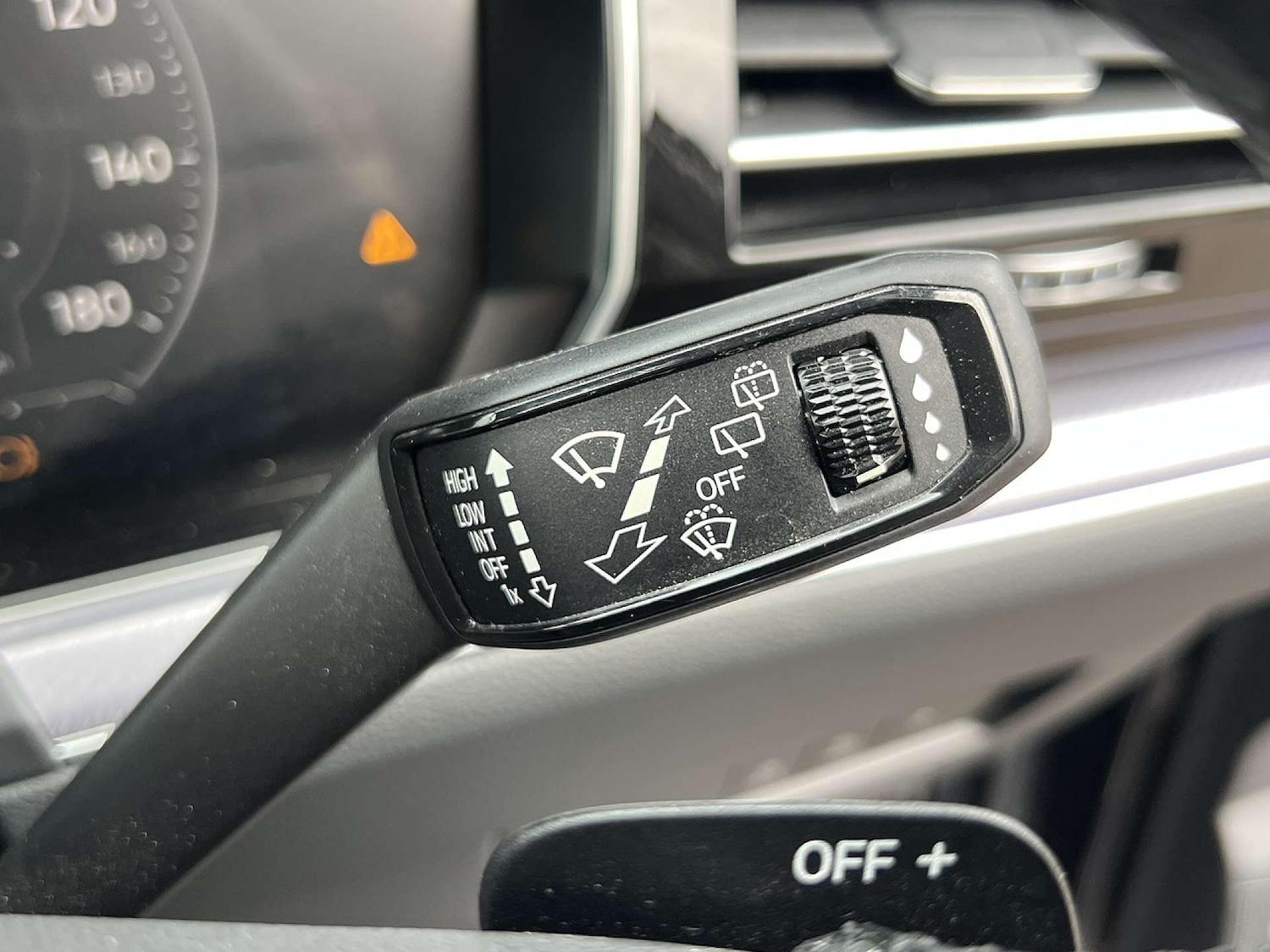 Used Volkswagen Touareg 2022 for sale - 76776898: Photo 34