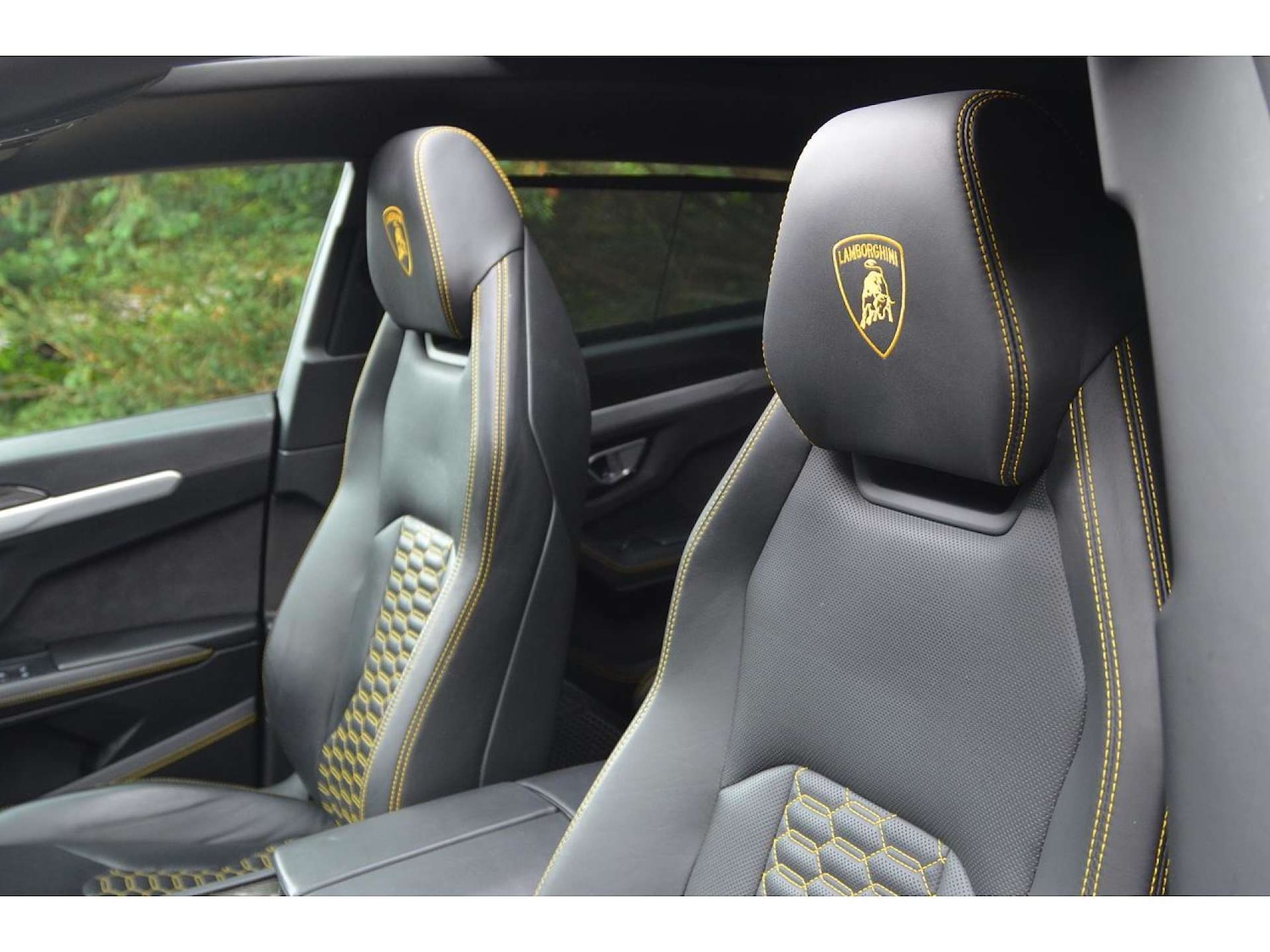 Used Lamborghini Urus 2019 for sale - 76776824: Photo 33