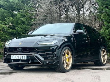 Used Lamborghini Urus 2019 for sale - 76776824: Photo