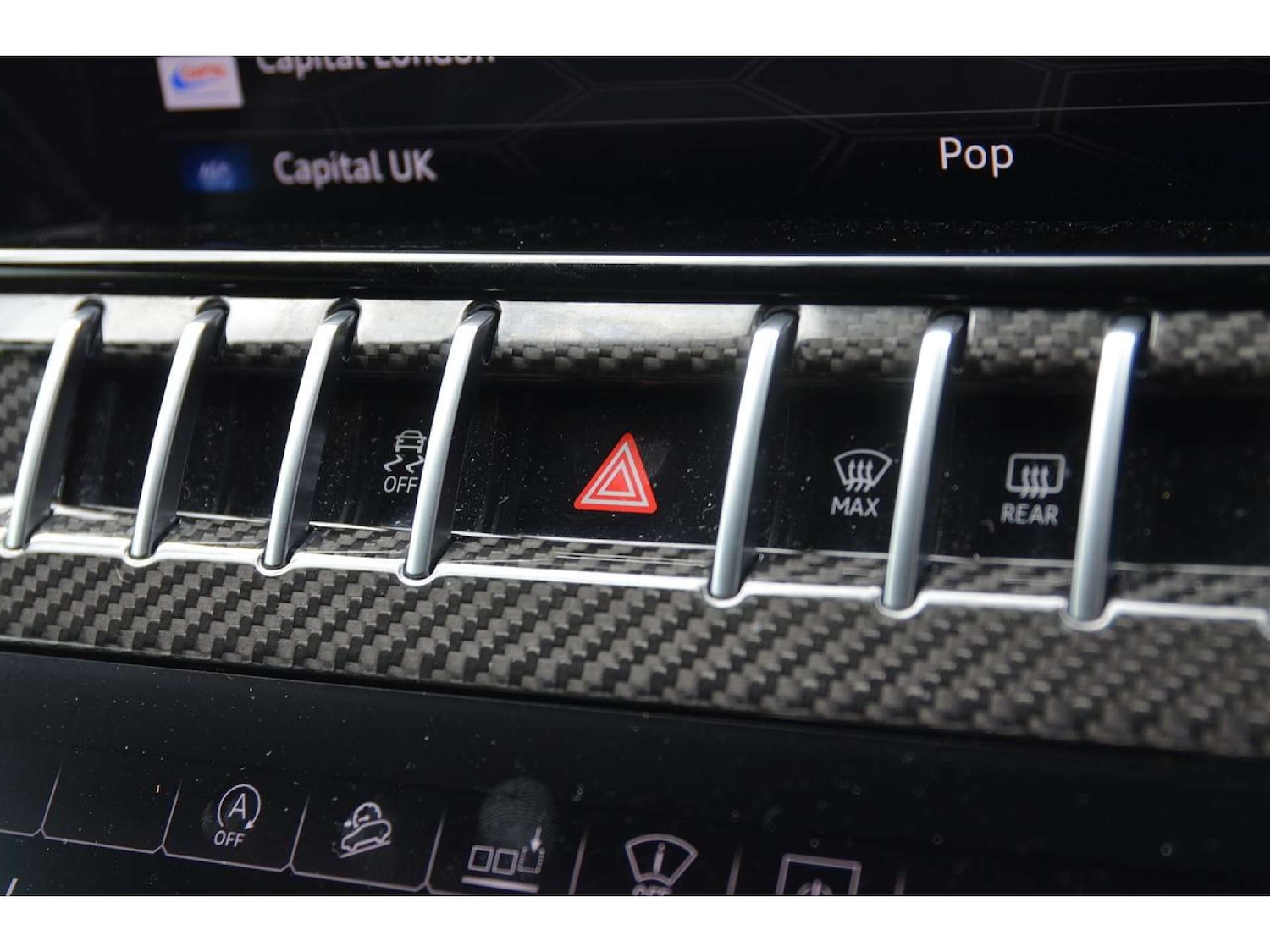 Used Lamborghini Urus 2019 for sale - 76776824: Photo 62