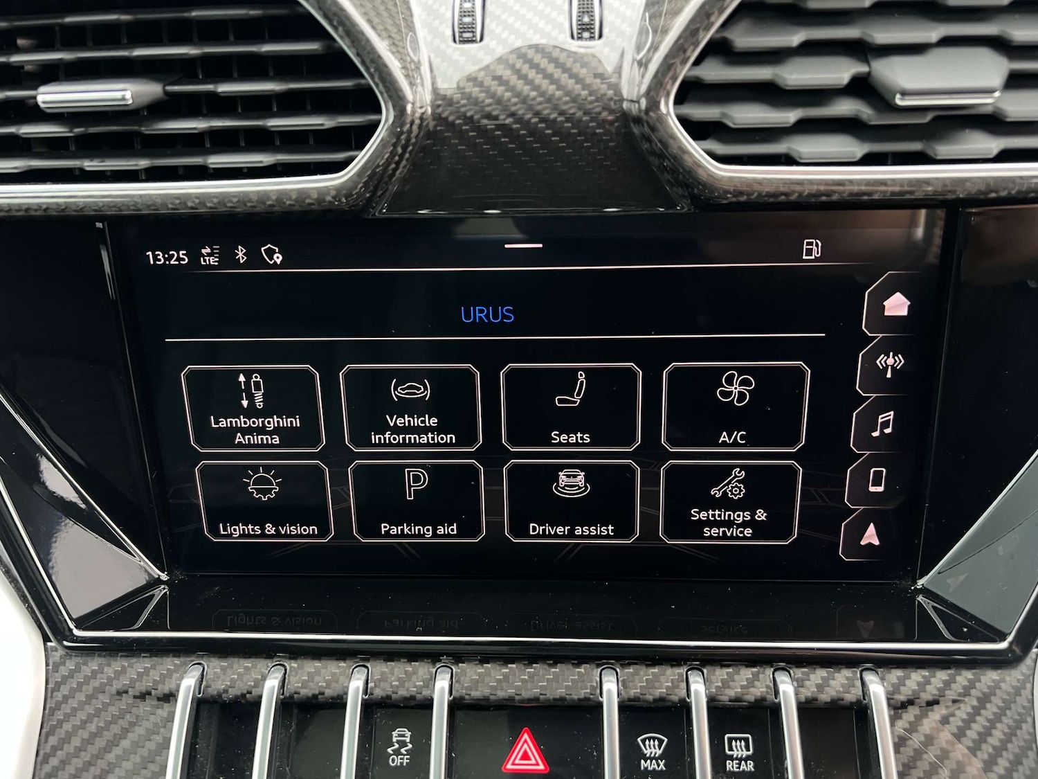 Used Lamborghini Urus 2019 for sale - 76776824: Photo 76