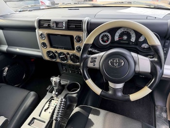 Used Toyota FJ Cruiser 2011 for sale - 79570043: Photo