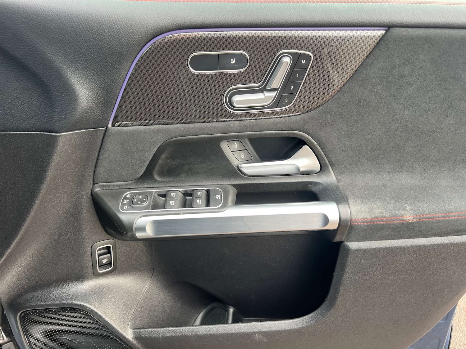 Used Mercedes-Benz GLB 2021 for sale - 76776869: Photo 16