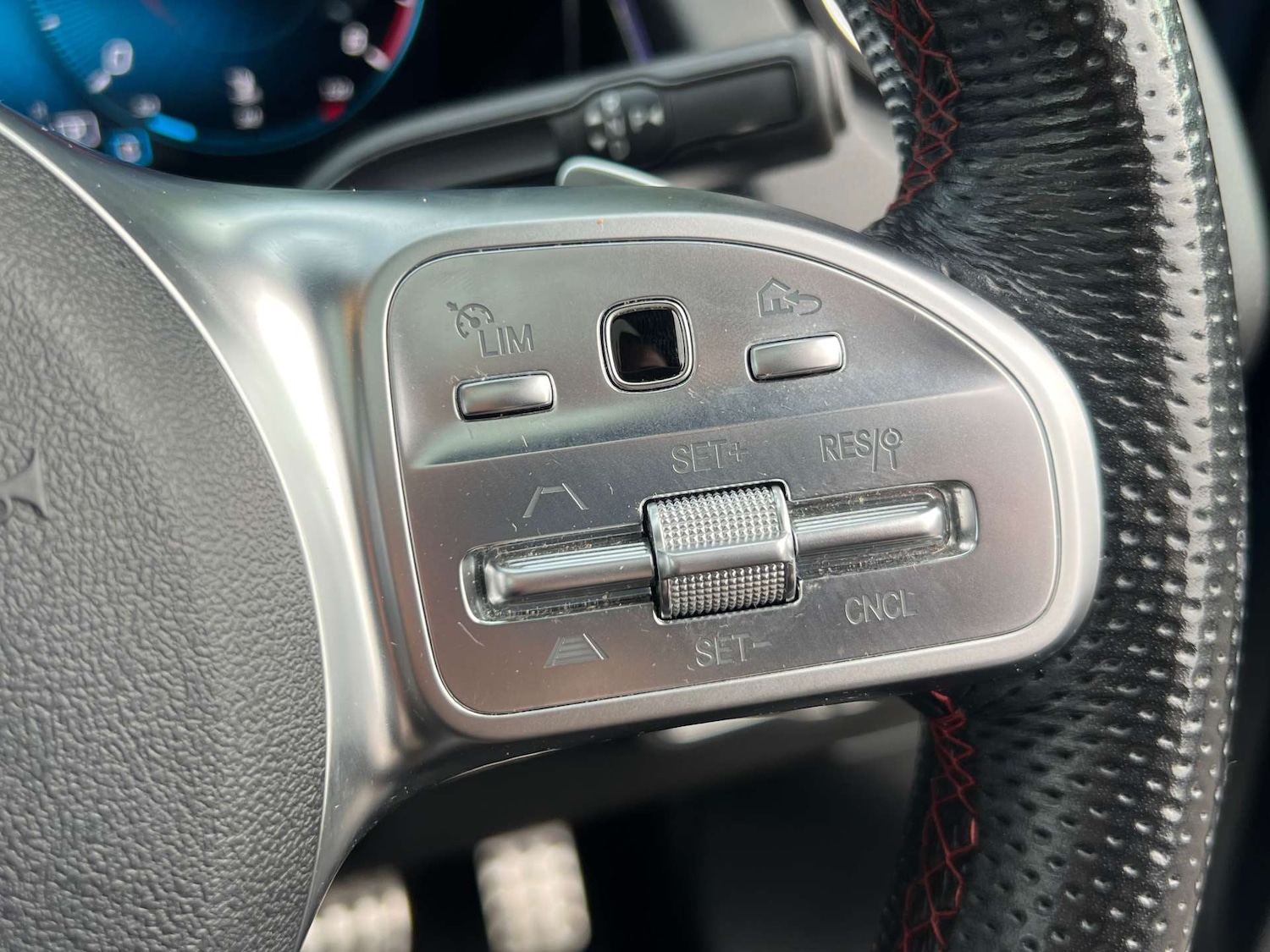 Used Mercedes-Benz GLB 2021 for sale - 76776869: Photo 30