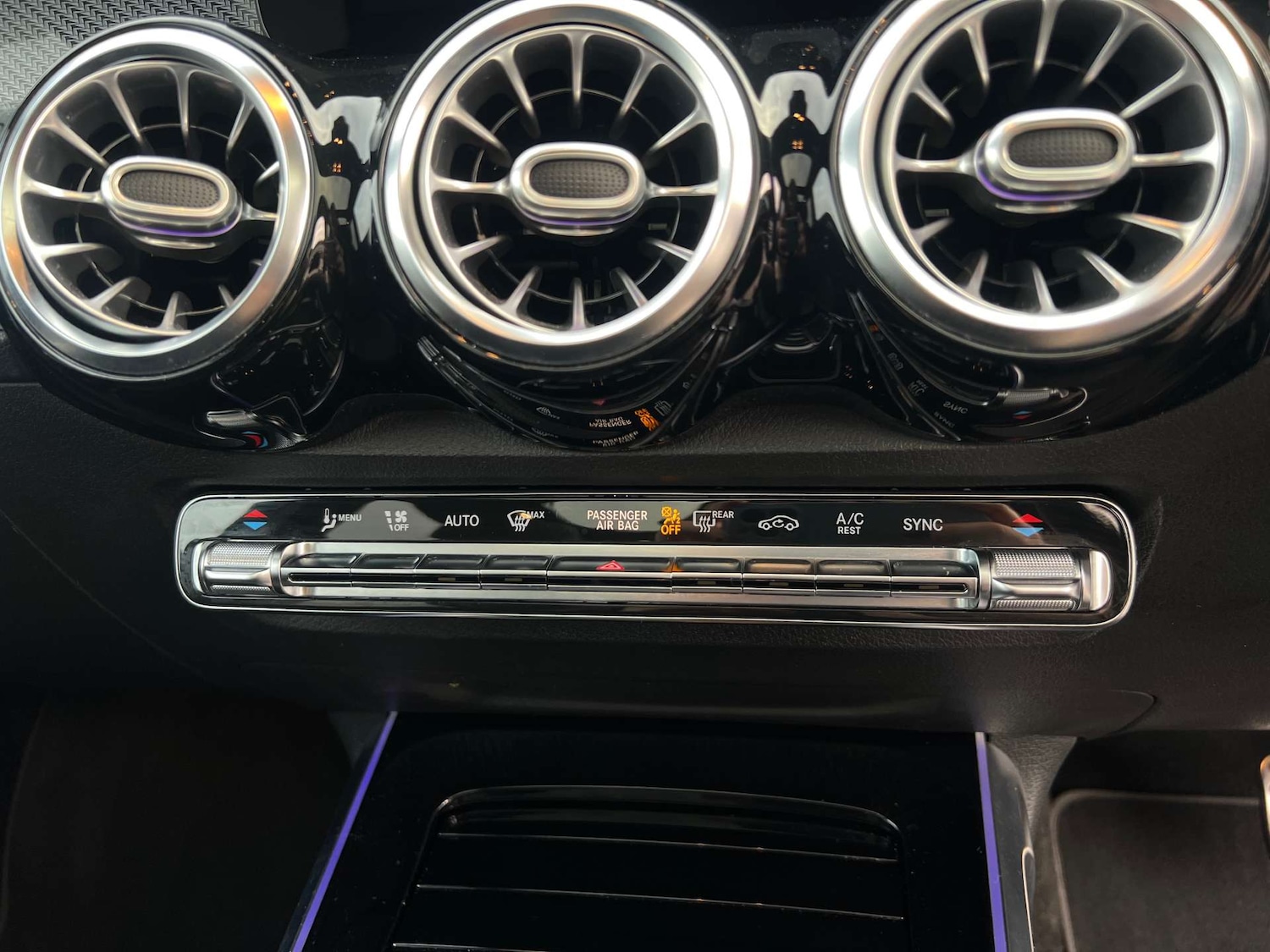 Used Mercedes-Benz GLB 2021 for sale - 76776869: Photo 38