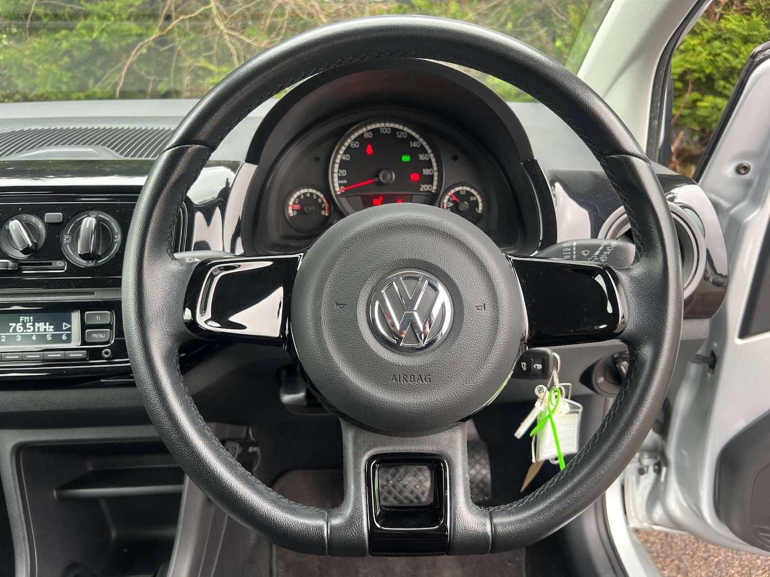 Used Volkswagen up! 2012 for sale - 77544962: Photo 24