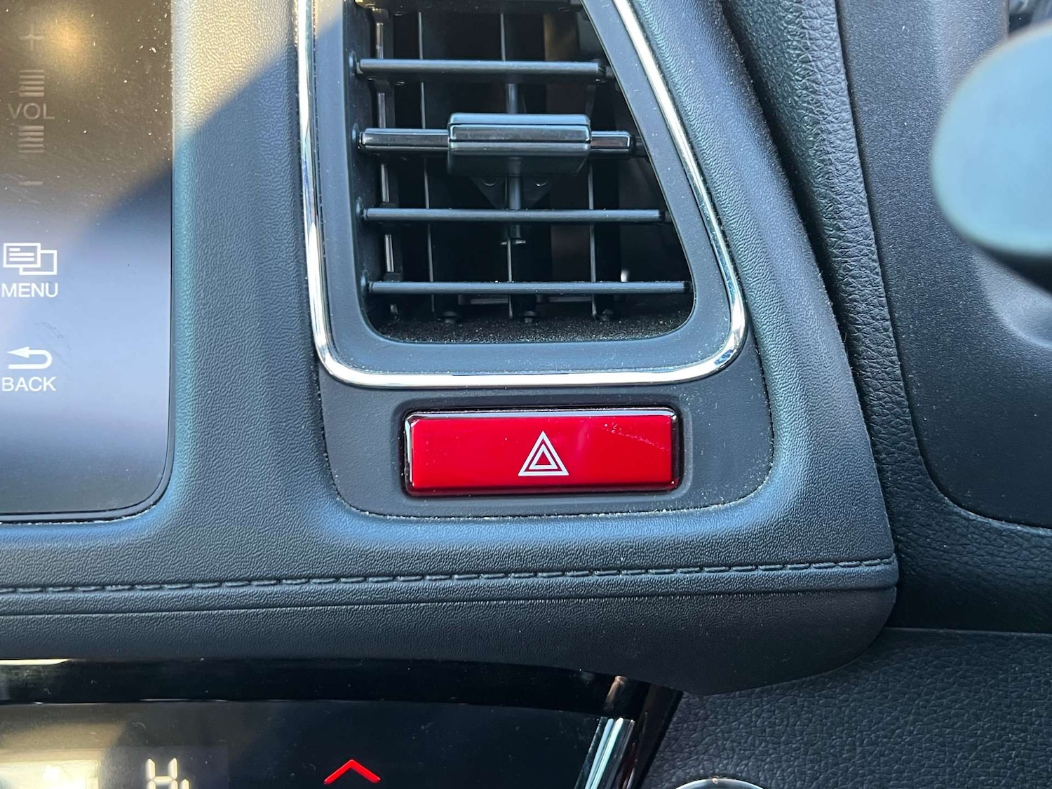 Used Honda HR-V 2017 for sale - 77096048: Photo 29