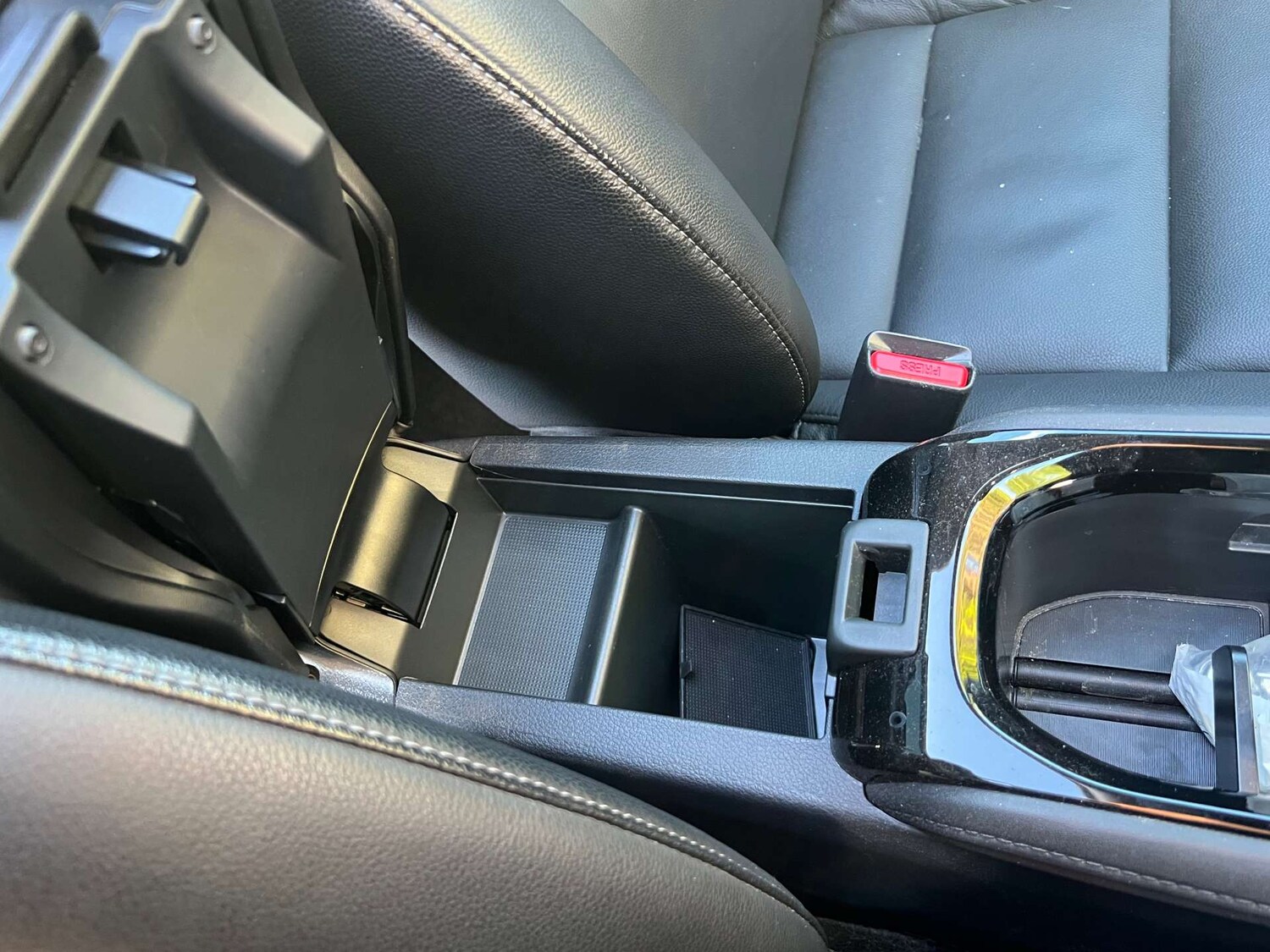 Used Honda HR-V 2017 for sale - 77096048: Photo 33