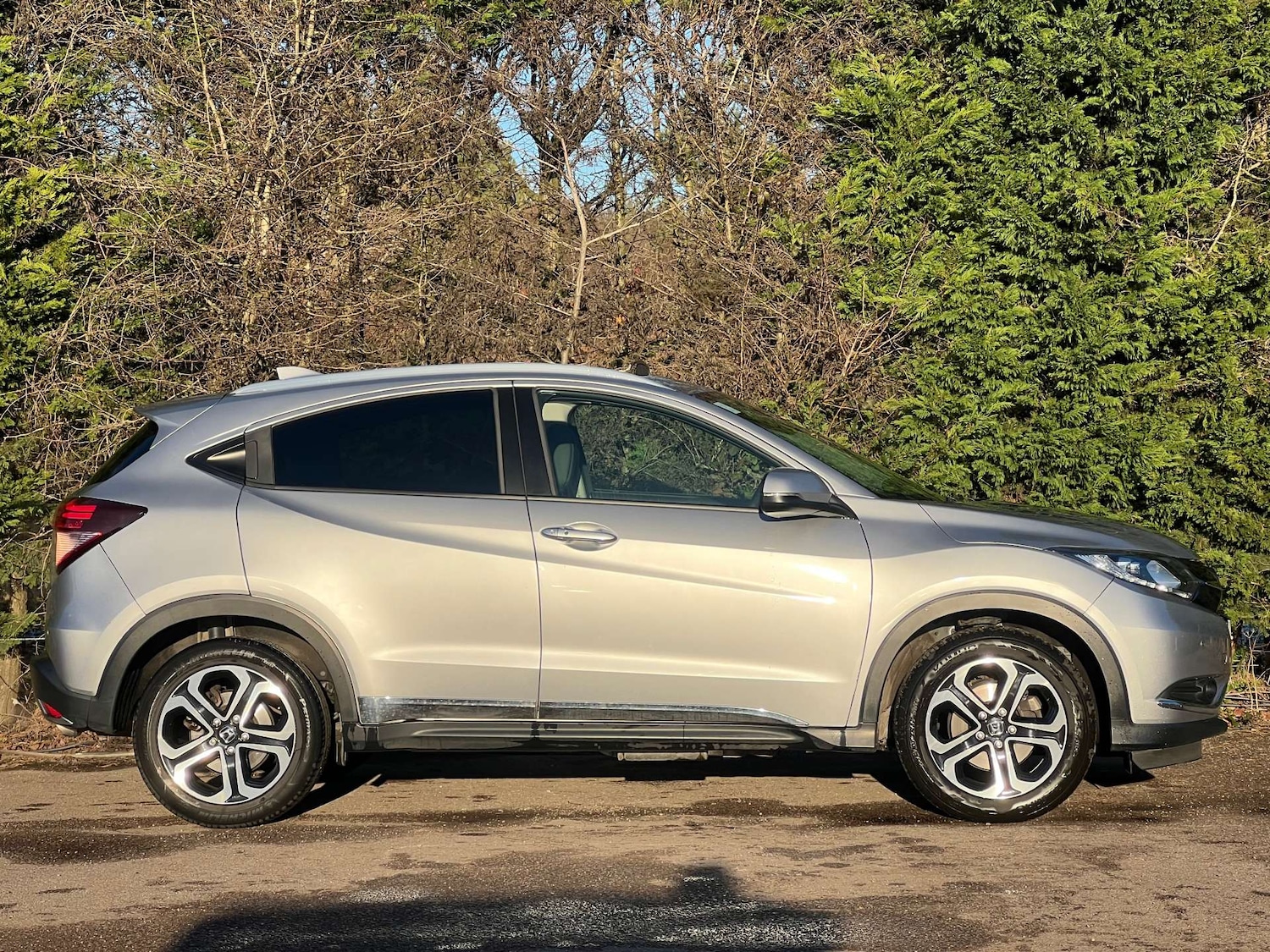 Used Honda HR-V 2017 for sale - 77096048: Photo 8