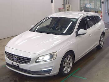 Used Volvo V60 2015 for sale - 79586213: Photo