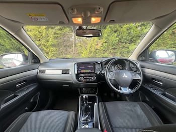 Used Mitsubishi Outlander 2017 for sale - 79558029: Photo
