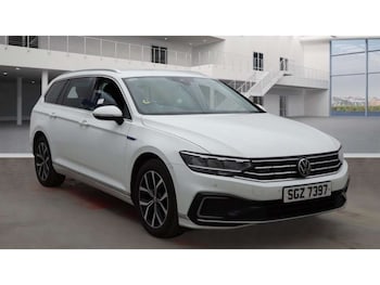 Used Volkswagen Passat 2020 for sale - 76776838: Photo