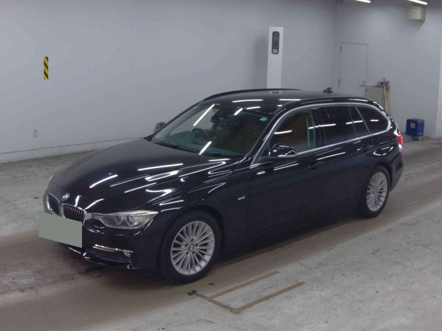 Used BMW 3 Series 2015 for sale - 77964811: Photo 4