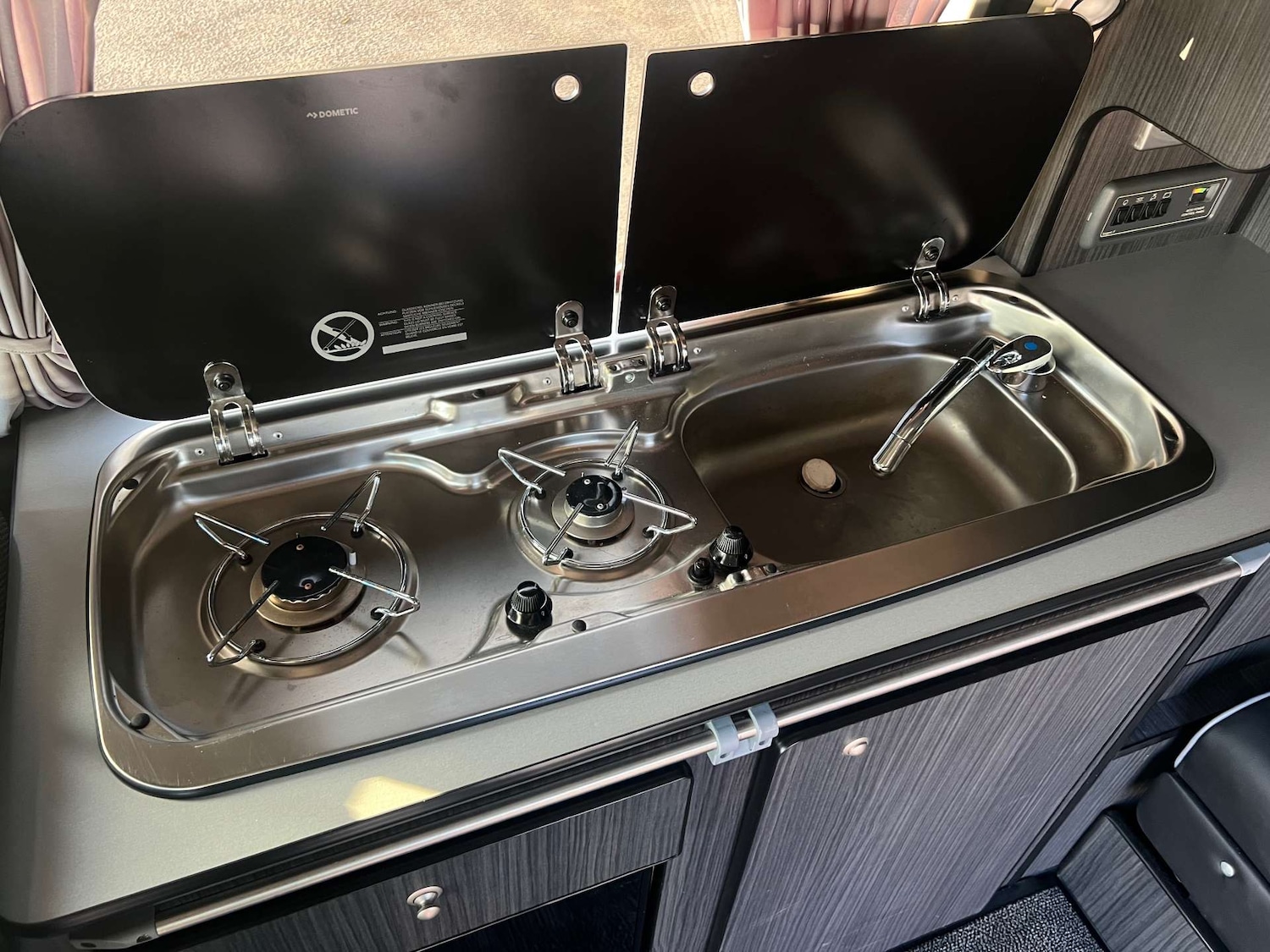 Used Nissan Elgrand 2020 for sale - 77735044: Photo 44