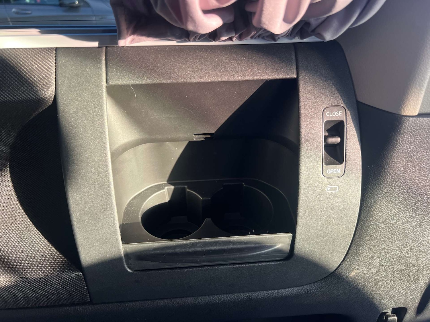 Used Nissan Elgrand 2020 for sale - 77735044: Photo 50