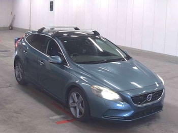 Volvo V40 feature image