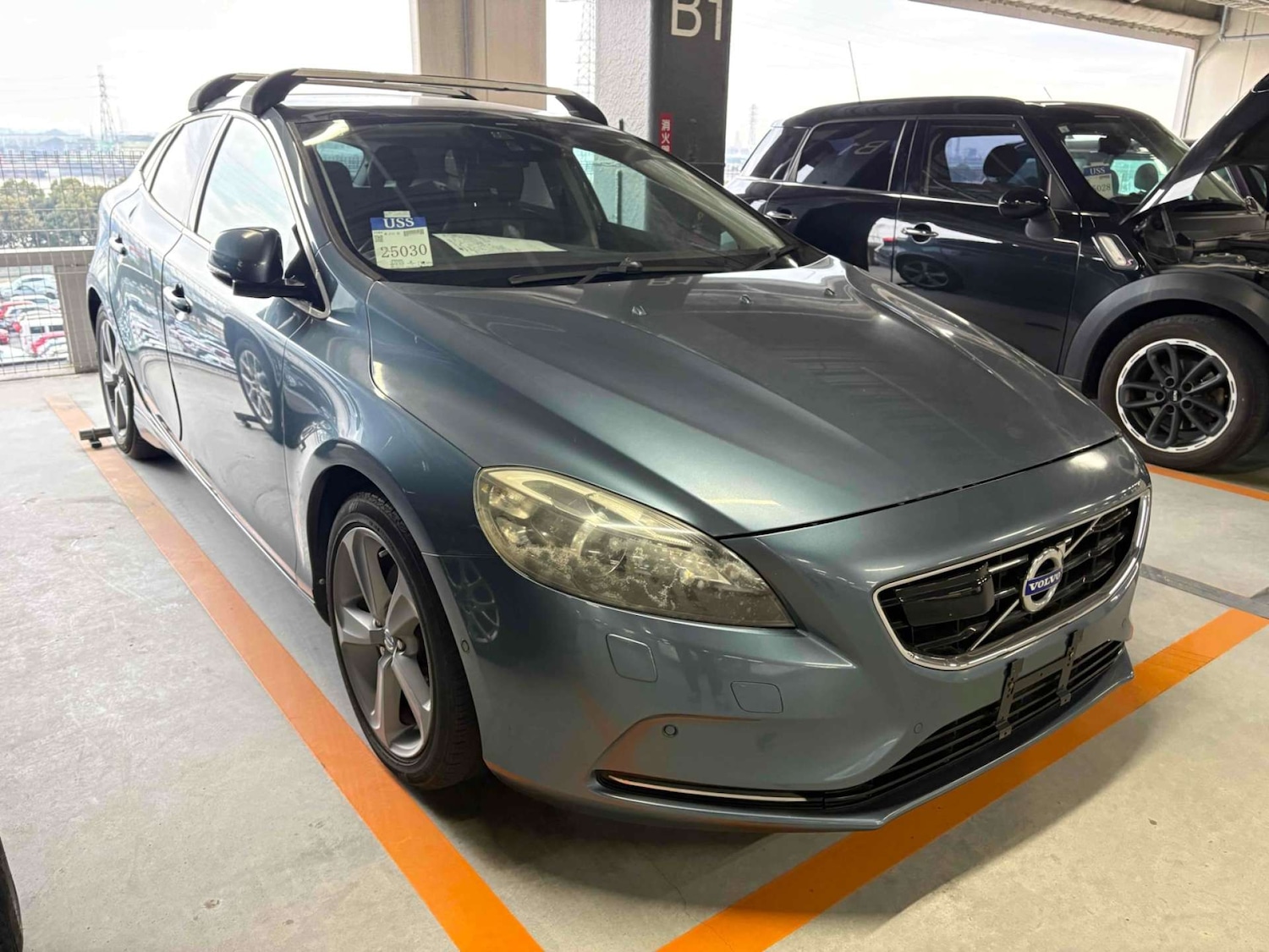 Used Volvo V40 2013 for sale - 78162713: Photo 2