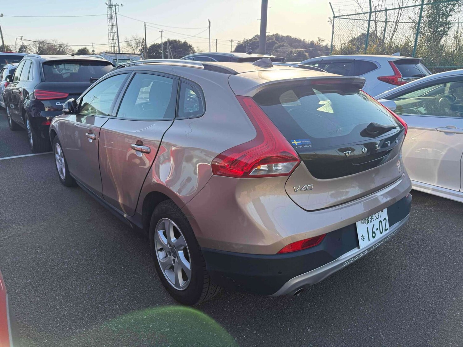 Used Volvo V40 2016 for sale - 77850631: Photo 8