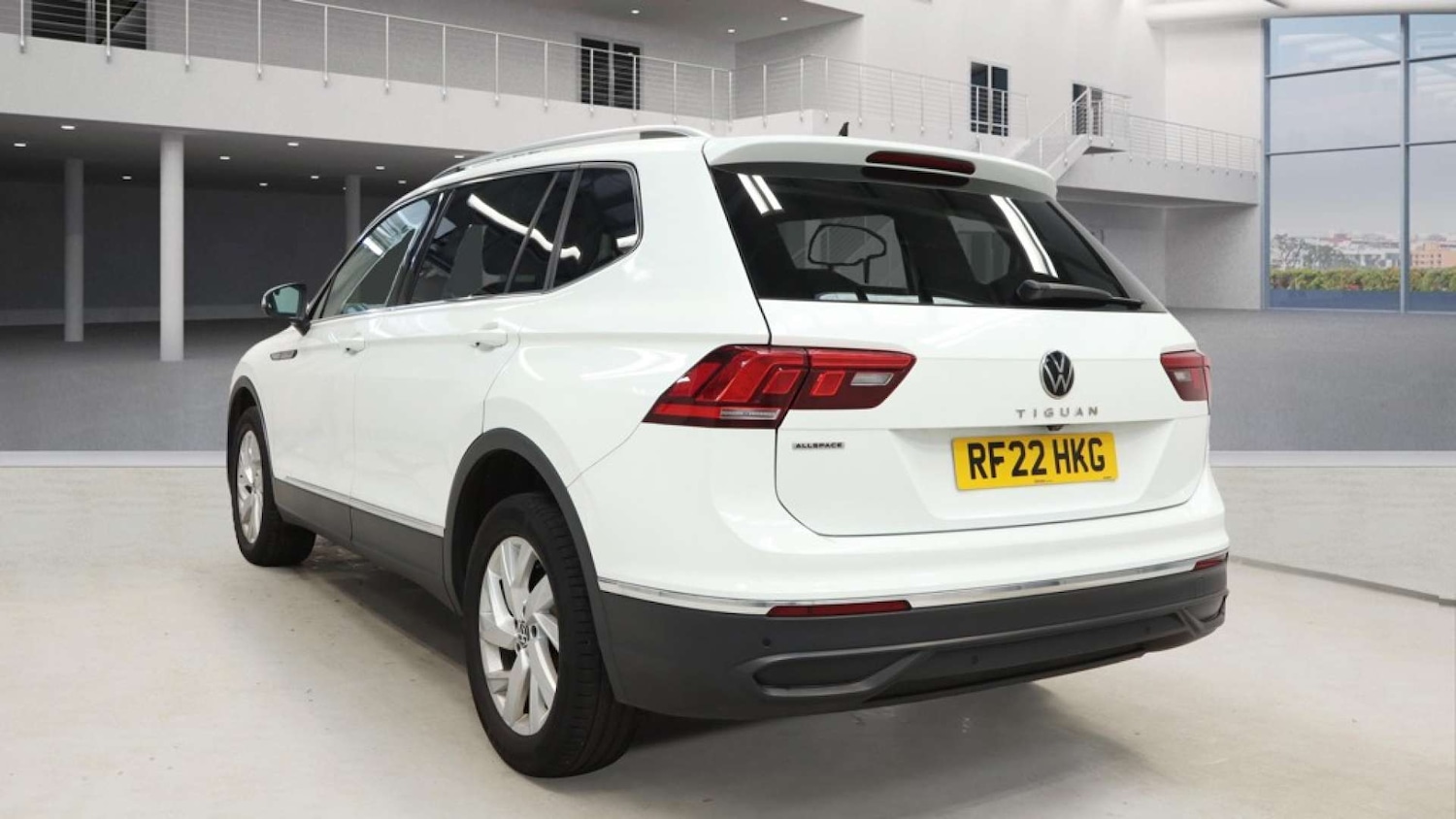 Used Volkswagen Tiguan Allspace 2022 for sale - 76776846: Photo 6