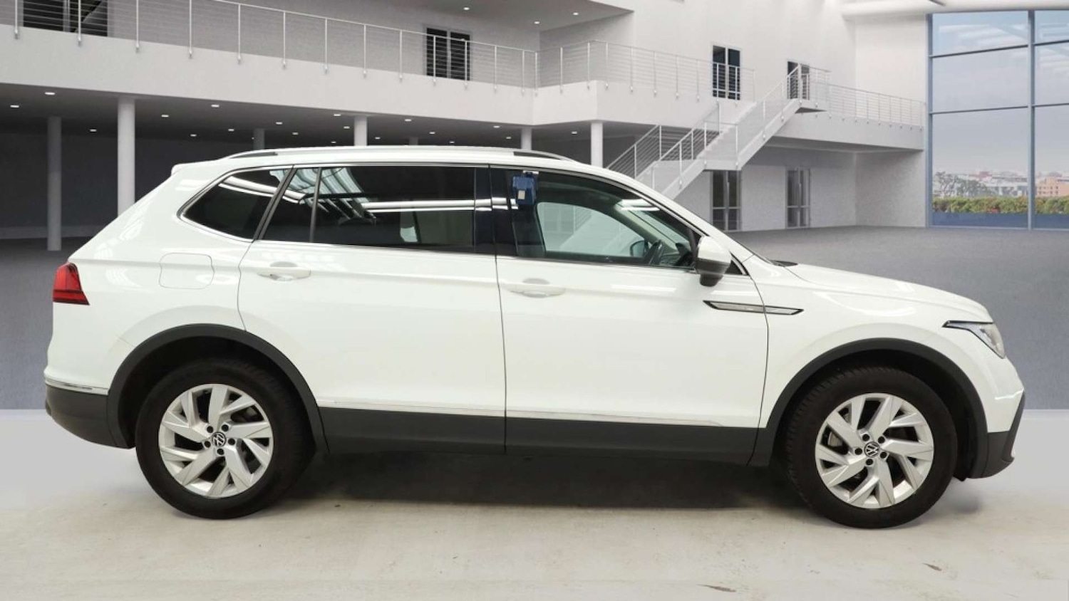 Used Volkswagen Tiguan Allspace 2022 for sale - 76776846: Photo 8