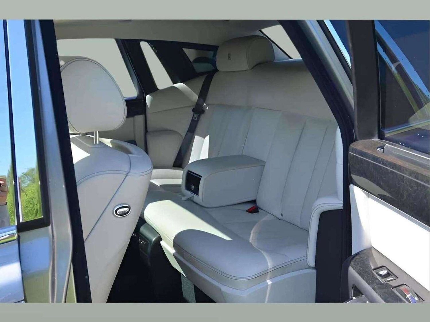 Used Rolls-Royce Phantom 2016 for sale - 76776881: Photo 19