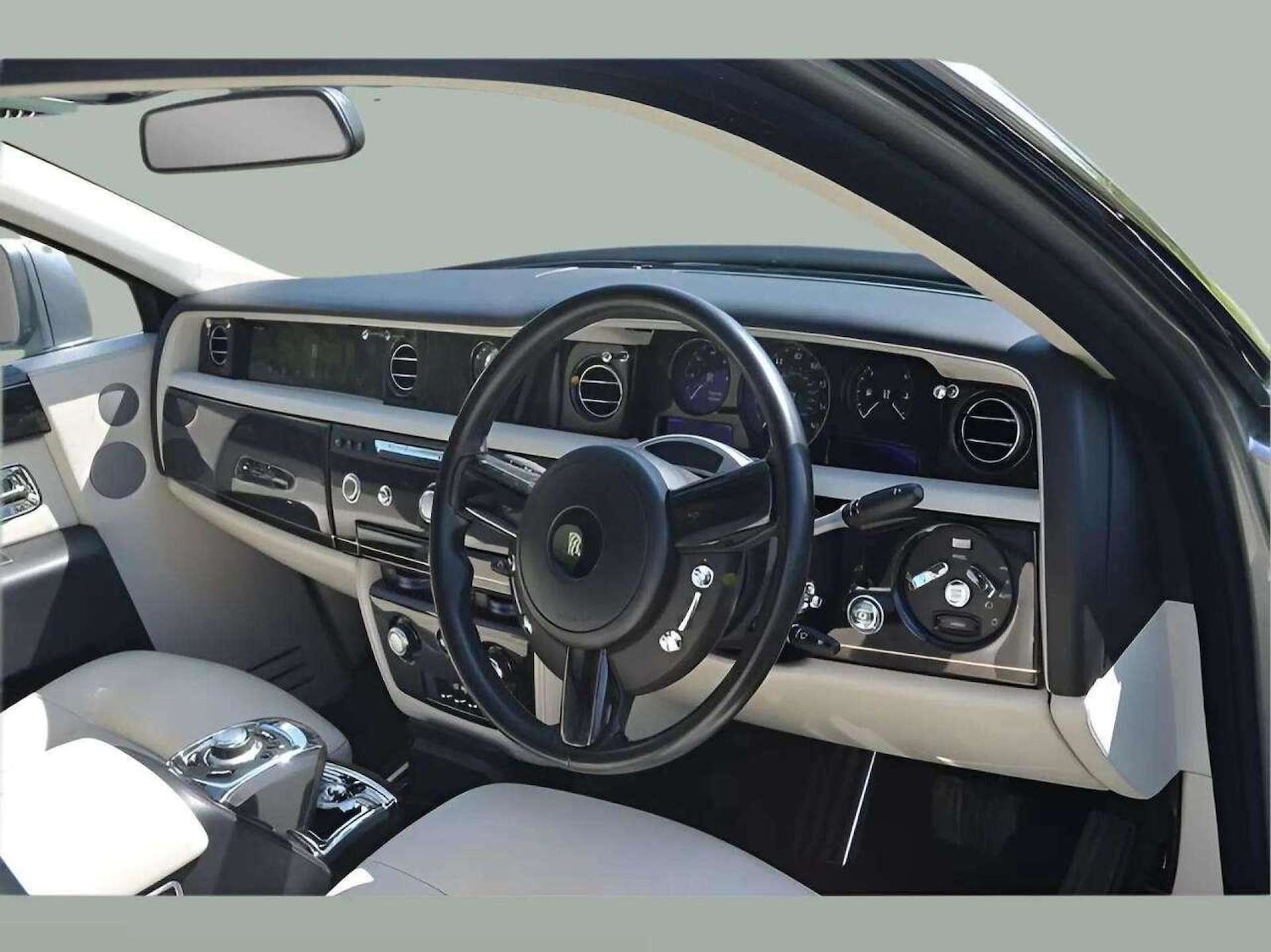 Used Rolls-Royce Phantom 2016 for sale - 76776881: Photo 27