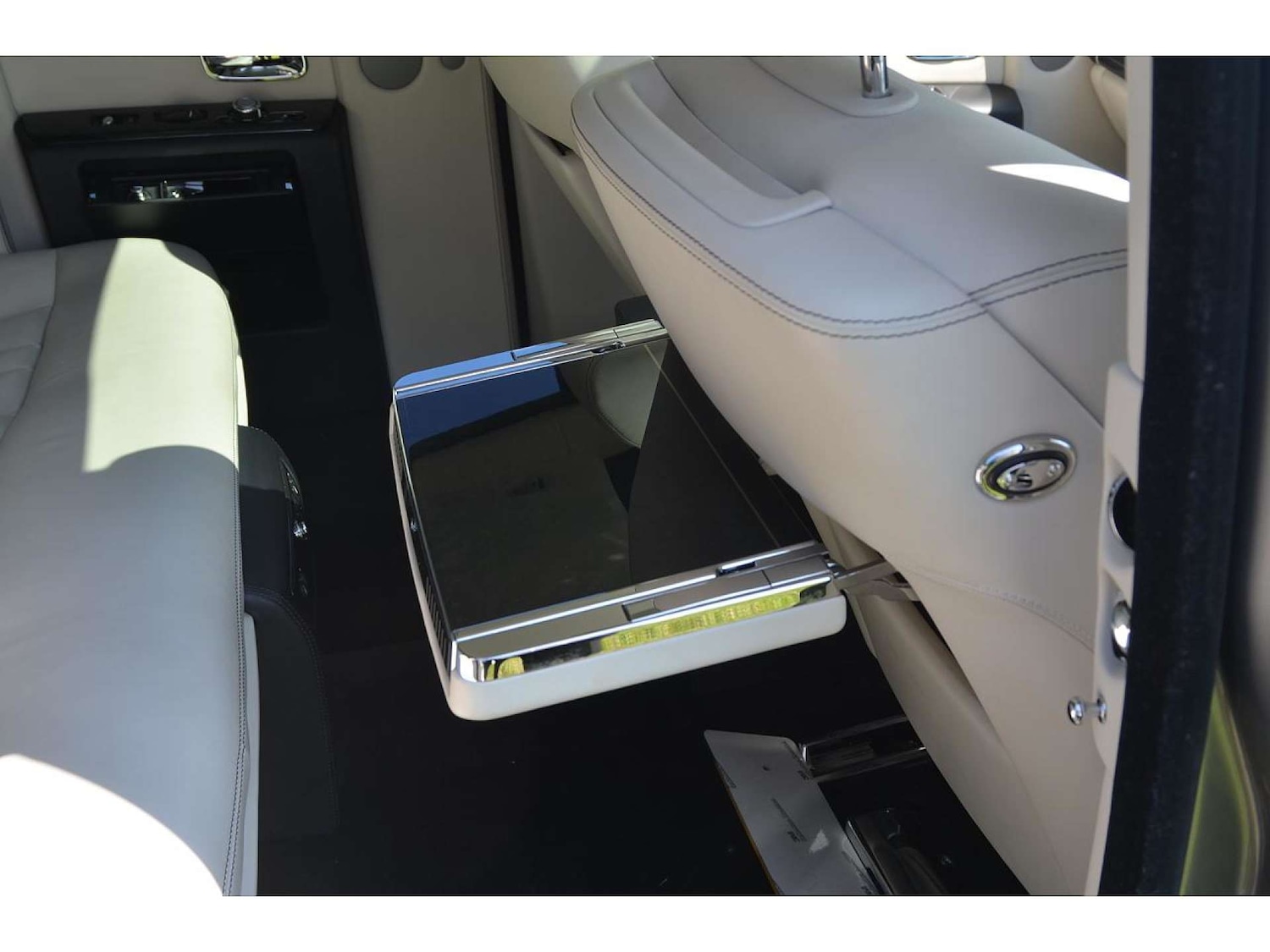 Used Rolls-Royce Phantom 2016 for sale - 76776881: Photo 31