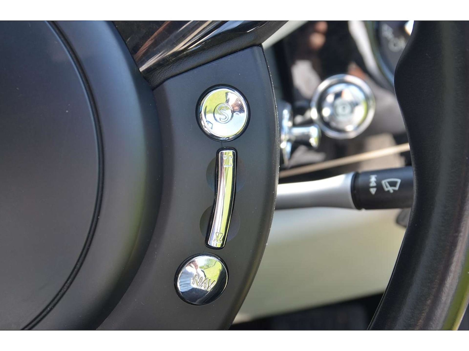 Used Rolls-Royce Phantom 2016 for sale - 76776881: Photo 43