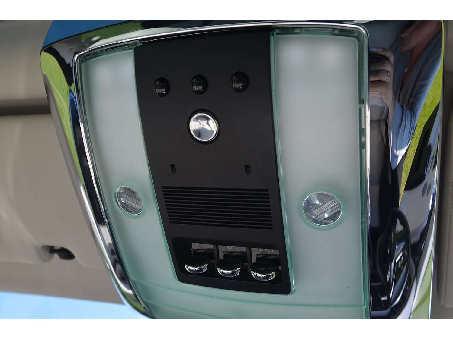 Used Rolls-Royce Phantom 2016 for sale - 76776881: Photo 59