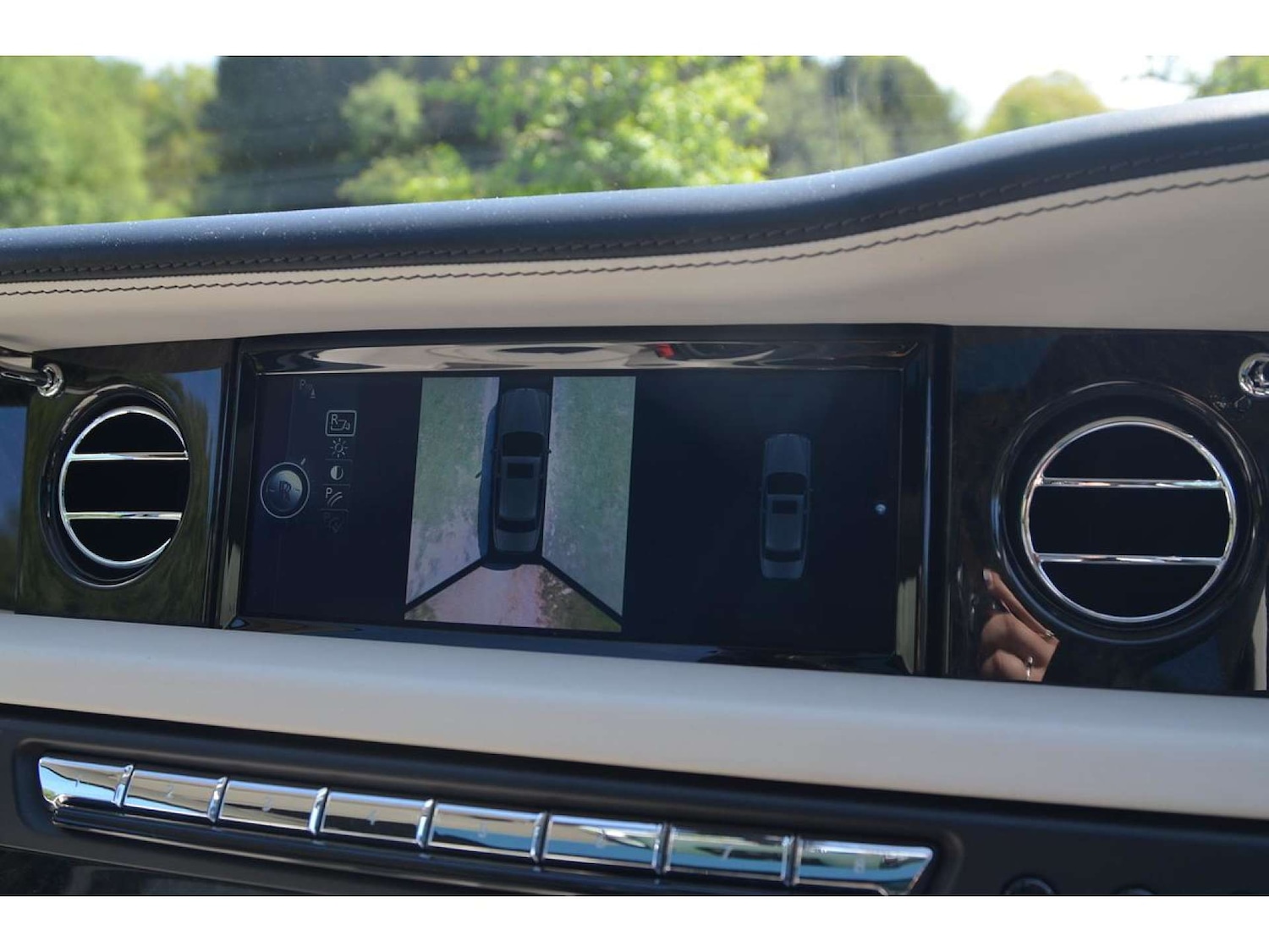 Used Rolls-Royce Phantom 2016 for sale - 76776881: Photo 67