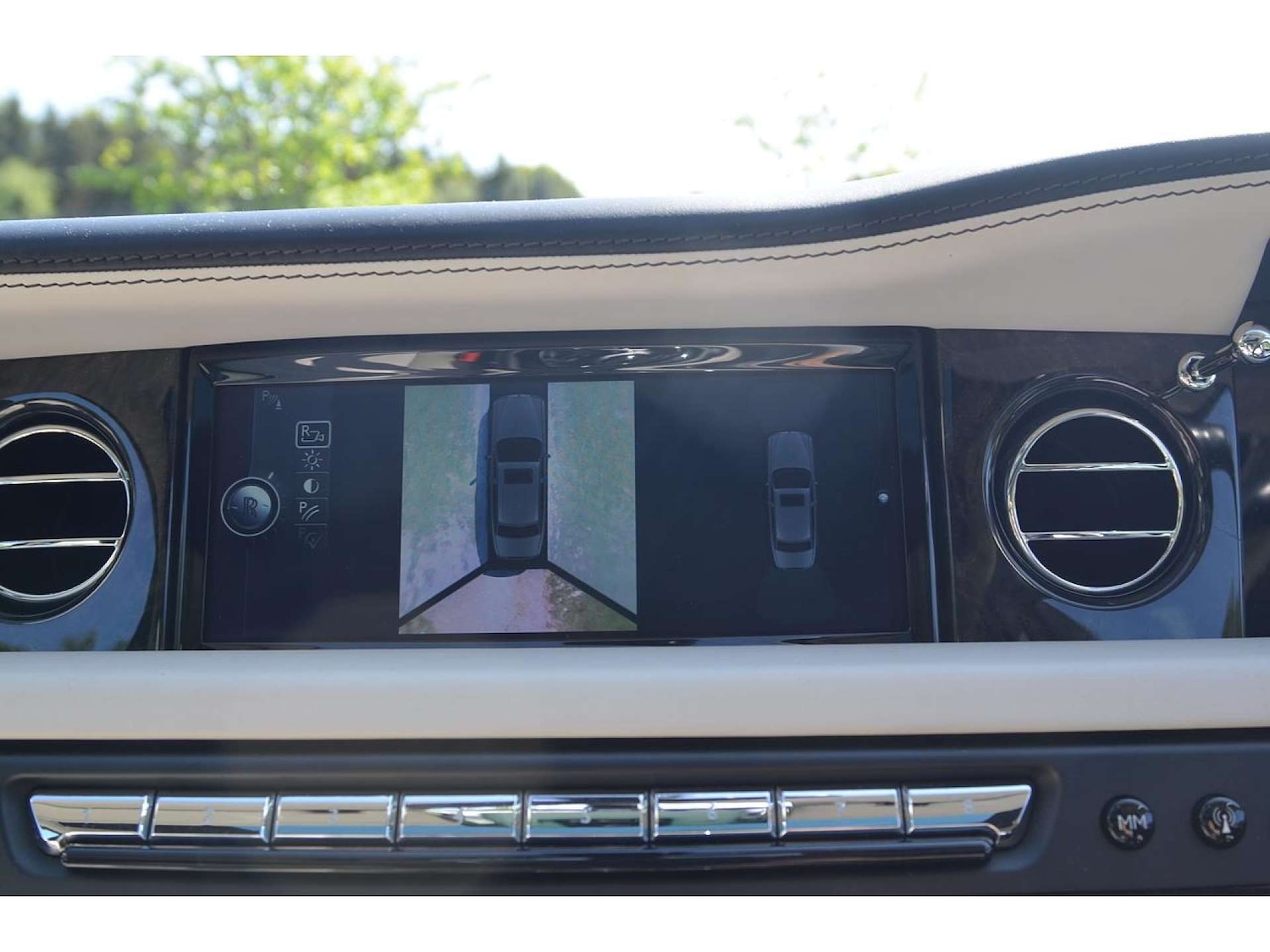 Used Rolls-Royce Phantom 2016 for sale - 76776881: Photo 68