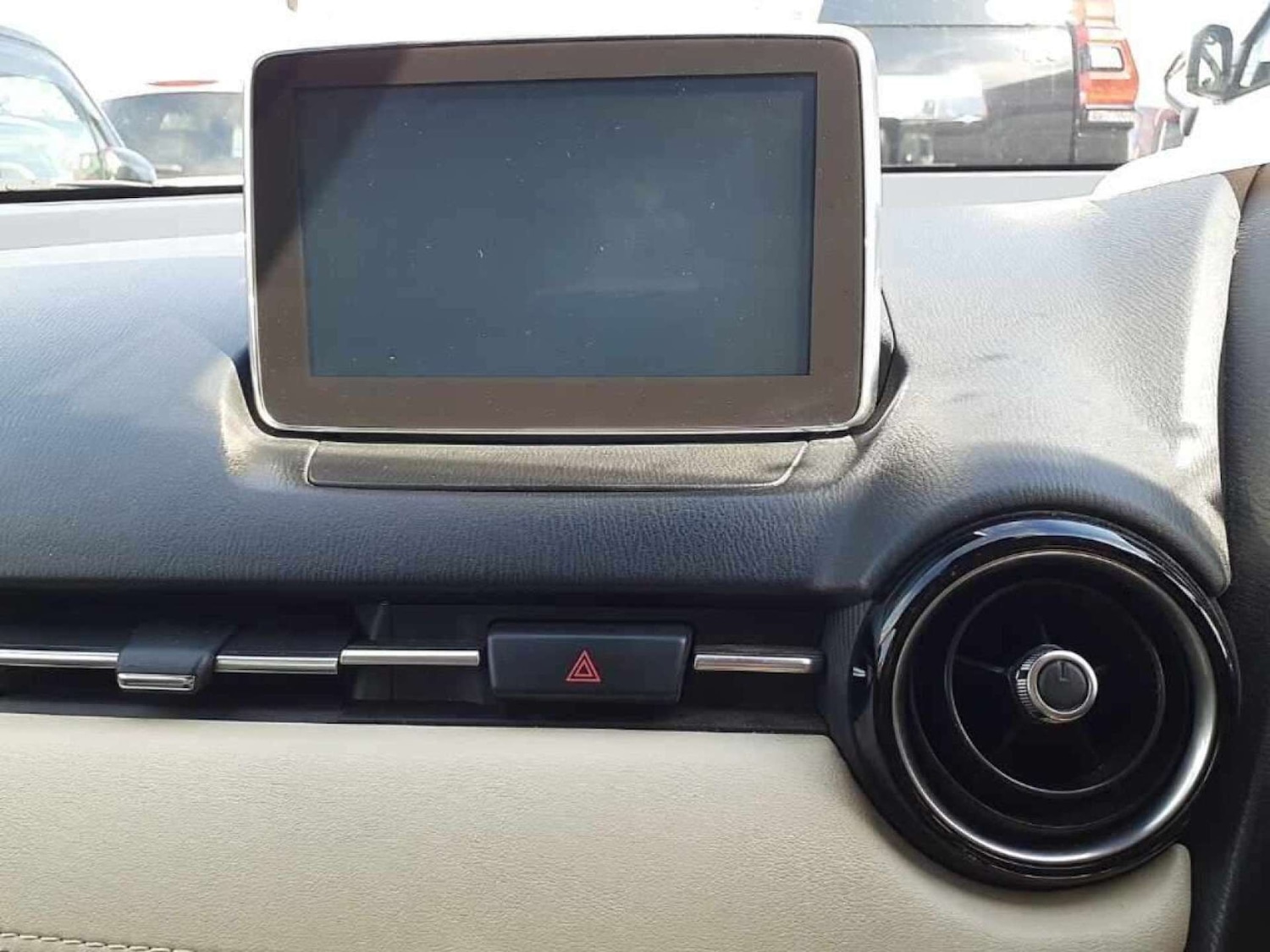 Used Mazda Mazda2 2014 for sale - 76969186: Photo 21