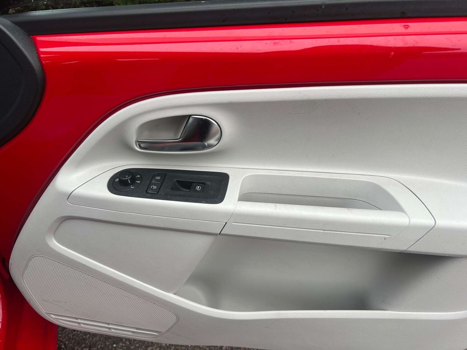 Used Volkswagen up! 2013 for sale - 77762344: Photo 14